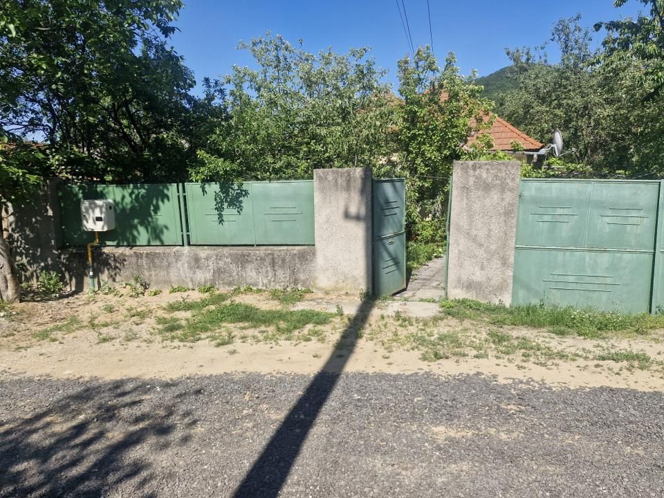 Casă frumoasă - zonă liniștită — fotografia 5