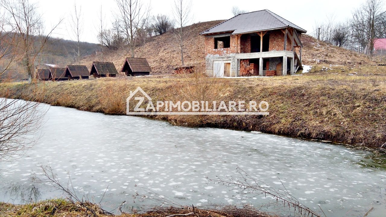 Casă 140 mp, 5800 mp teren, intravilan + Lac zona Vațman, Corunca — fotografia 5