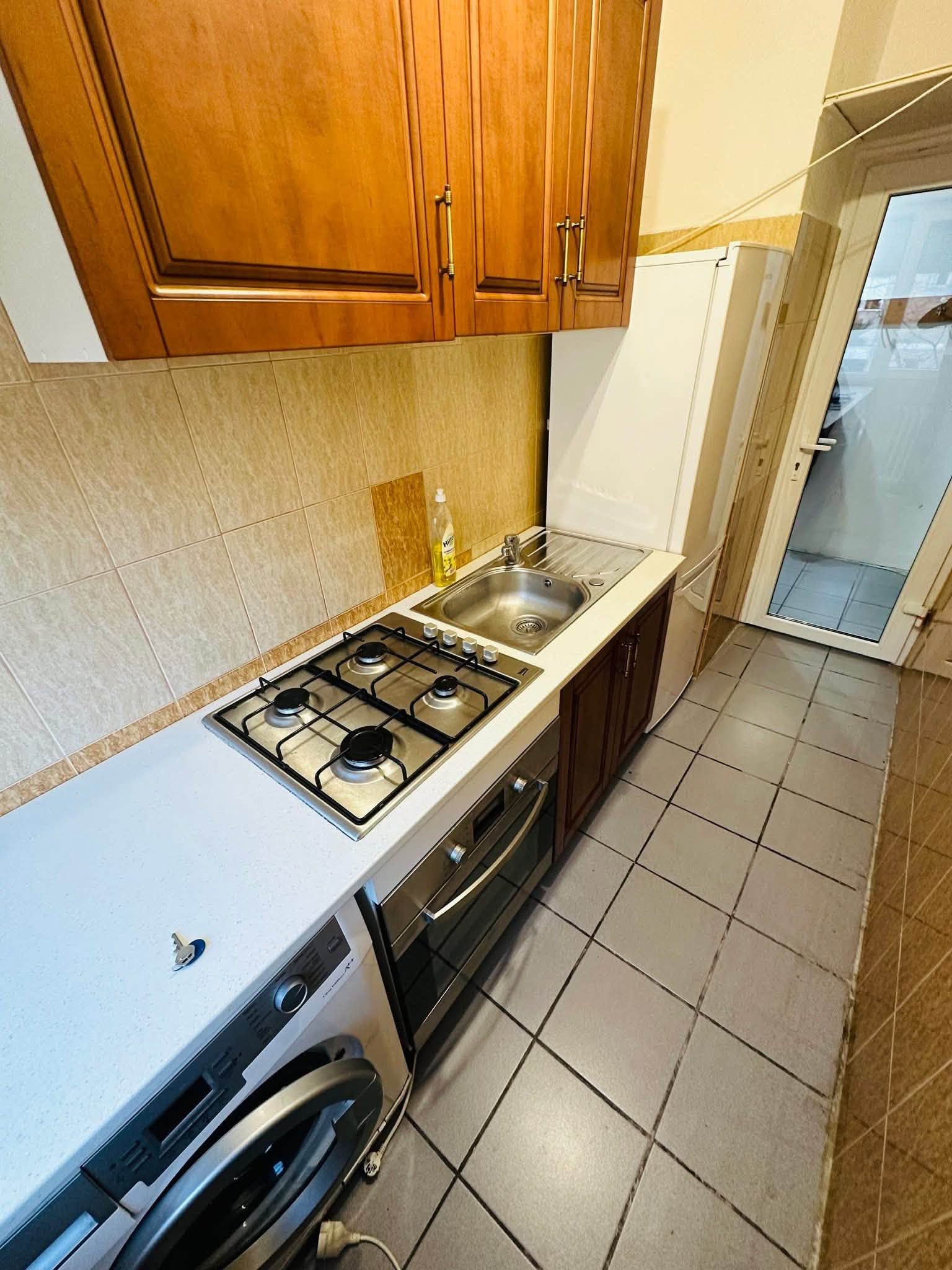 Apart.2 camere, etaj 2, zona Calea Aradului, Aleea Calinului – Oradea — fotografia 3