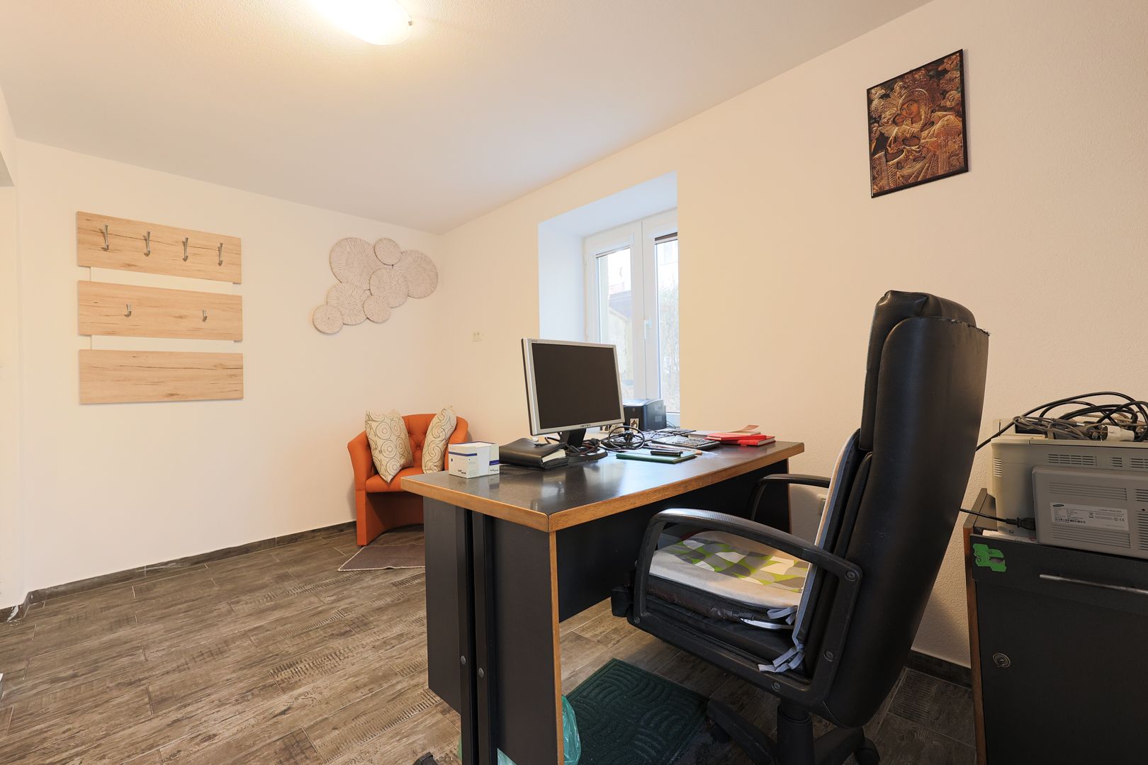 Spațiu ideal pentru birouri sau clinici — fotografia 3
