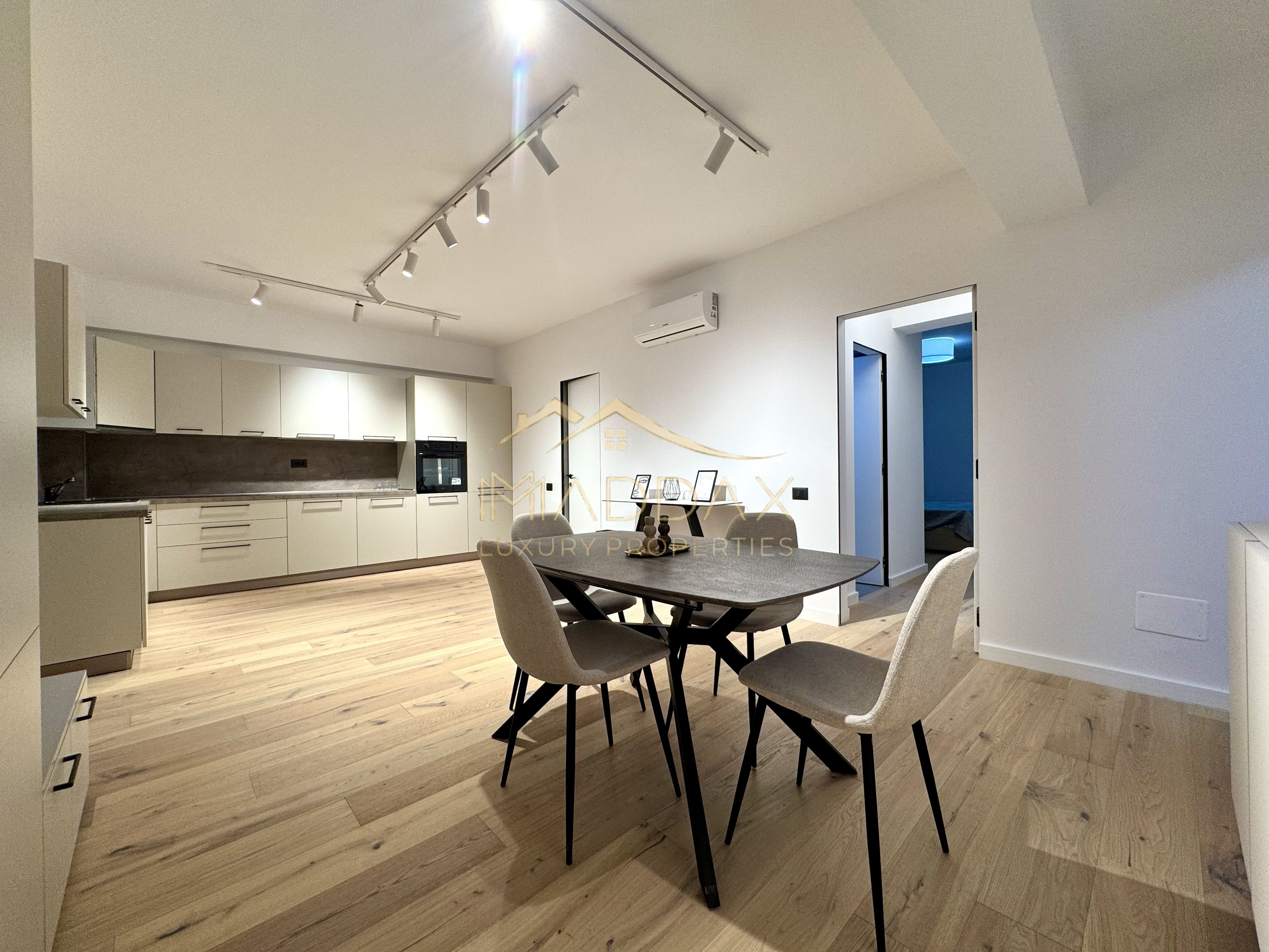 Apartament LUX*3 Camere*Prima închiriere* Parcare inlcusa// Aviatiei - Herastrau — fotografia 3