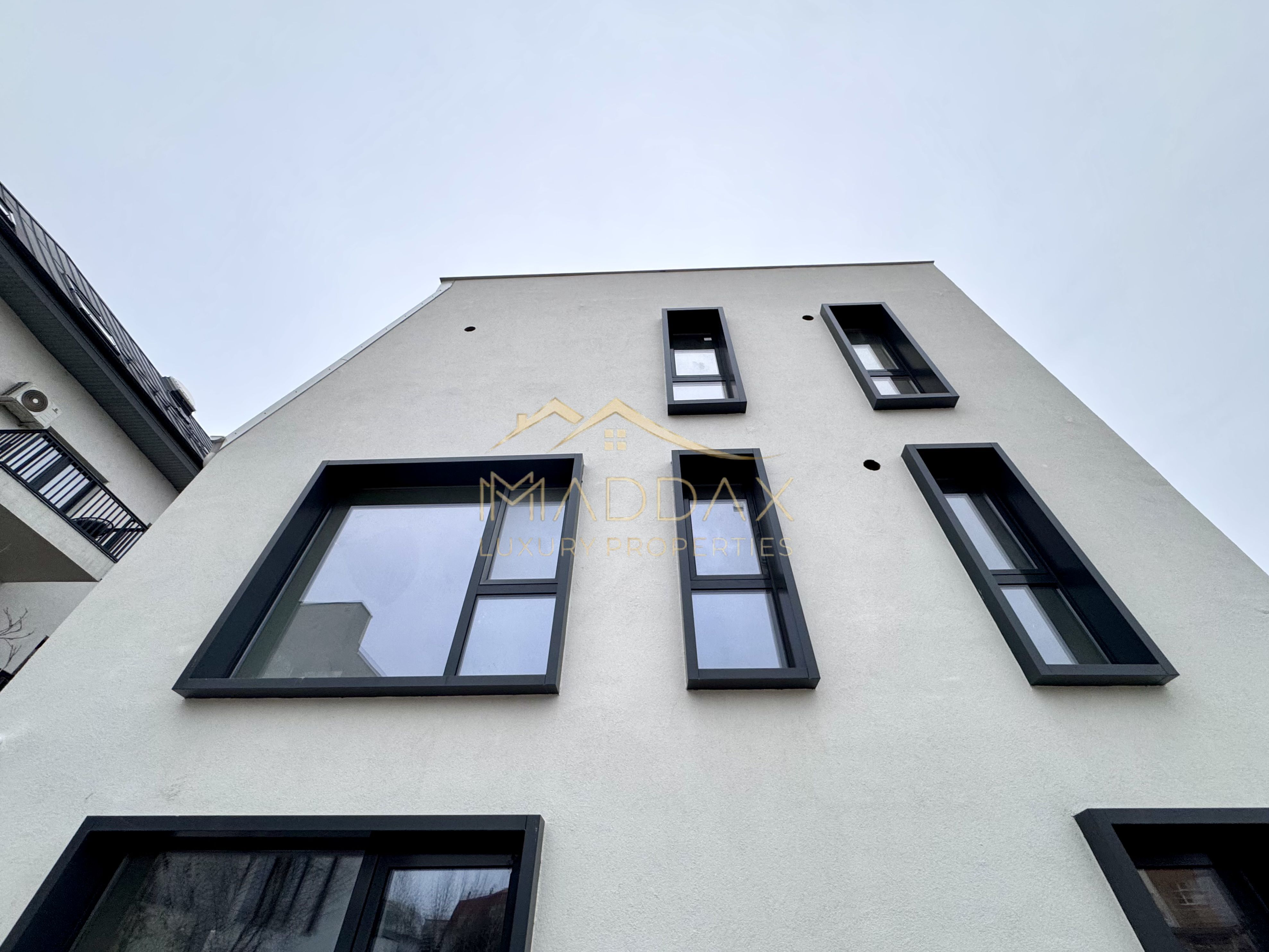 Apartament LUX*3 Camere*Prima închiriere* Parcare inlcusa// Aviatiei - Herastrau — fotografia 35