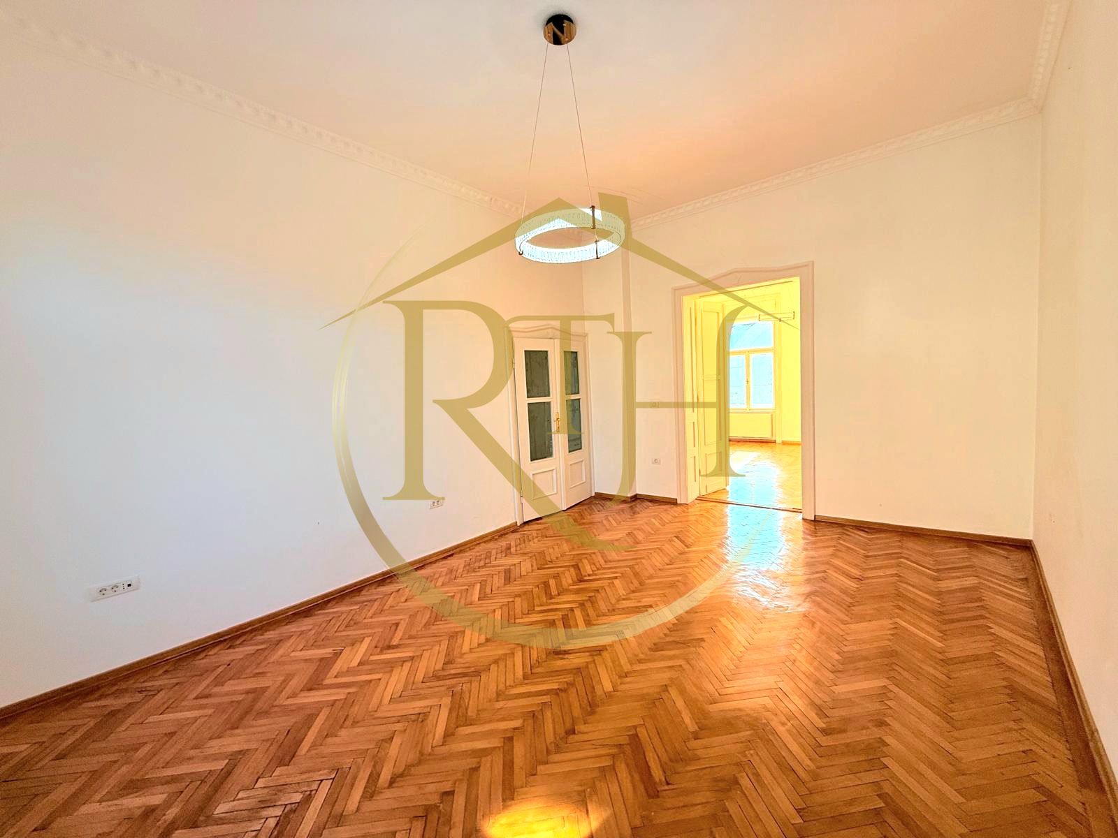 Oferim spre inchiriere spatii pentru birouri, Zona Centrala - Piata Mocionii — fotografia 4