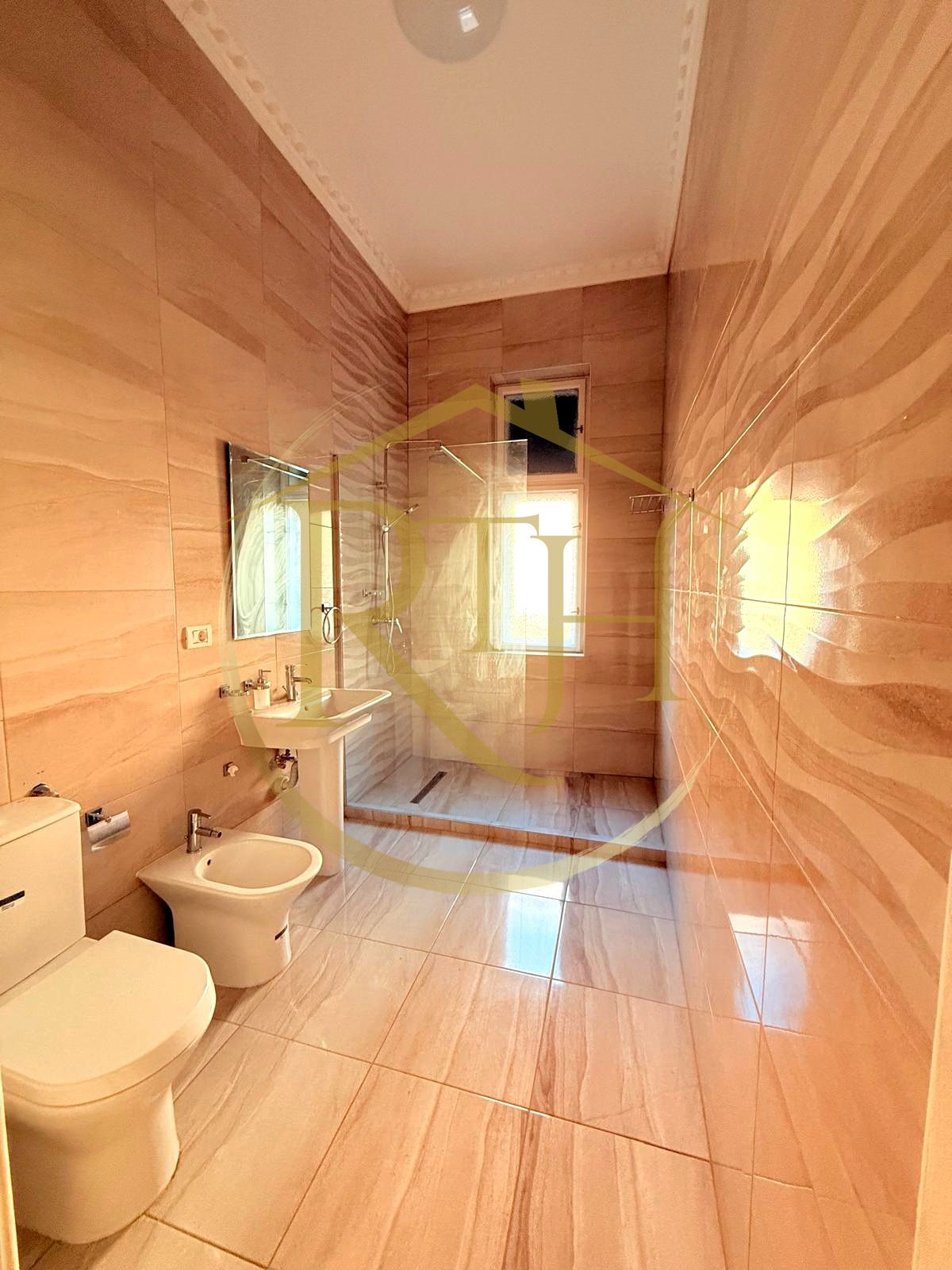 Oferim spre inchiriere spatii pentru birouri, Zona Centrala - Piata Mocionii — fotografia 9