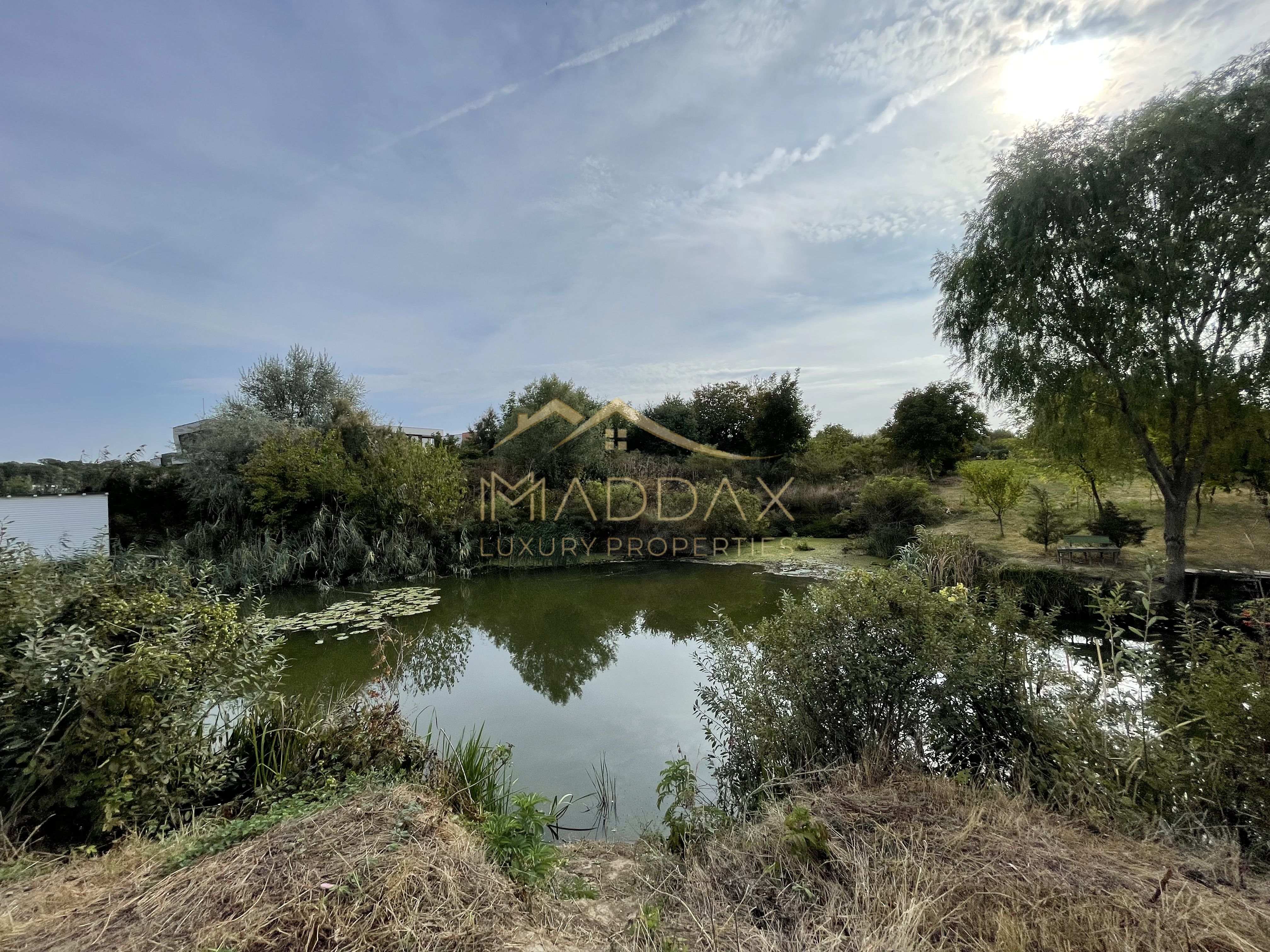 Teren intravilan ***15.000mp*** deschidere Lac Snagov 120ml // Snagov