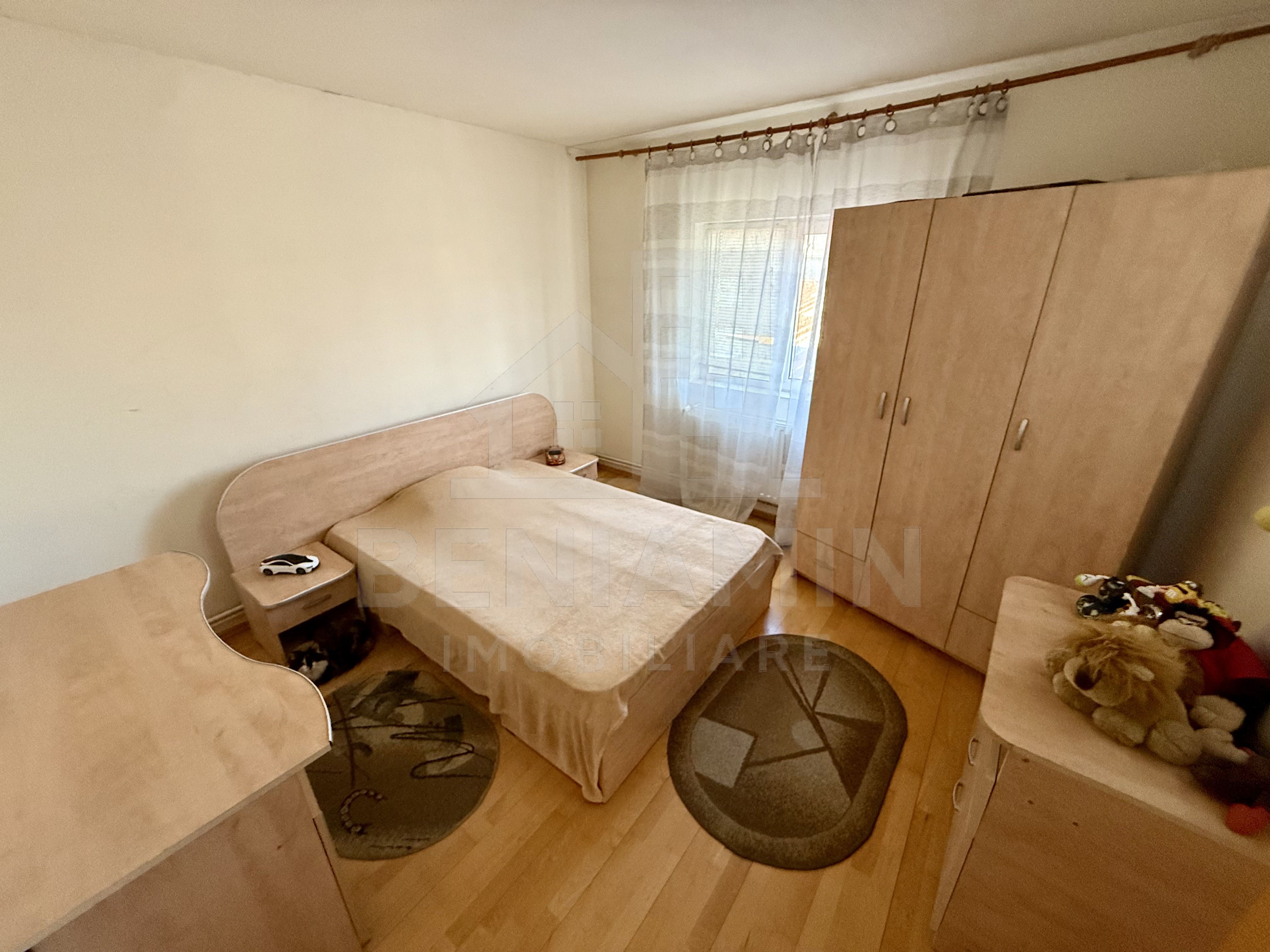 Casa langa Spitalul de Neuro-Acces auto-4 dormitoare-Foisor-Libera — fotografia 7