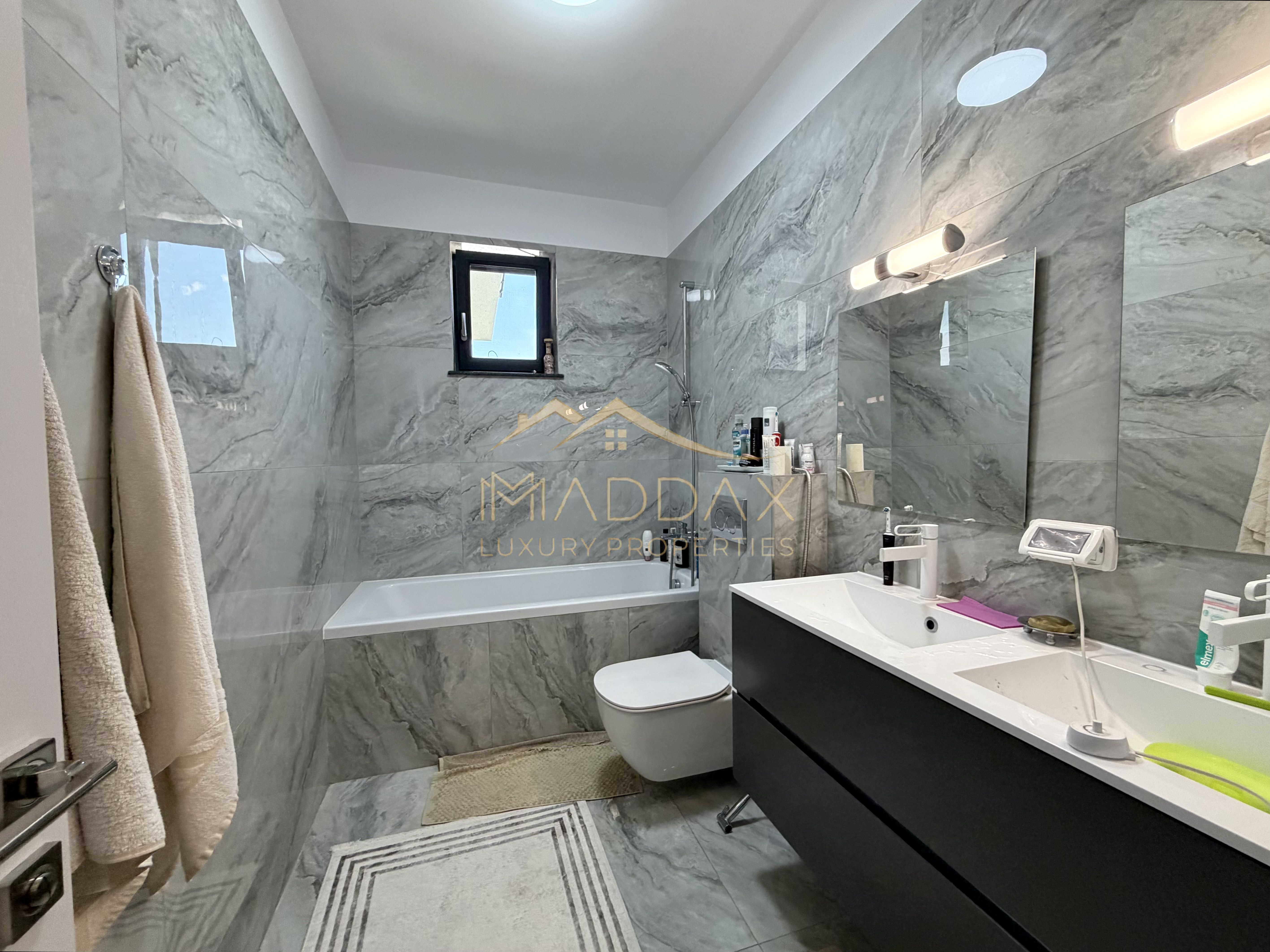 Vil de tip Duplex *P+1E+M* | 176 mp utili | mobilată complet | Chitila — fotografia 43