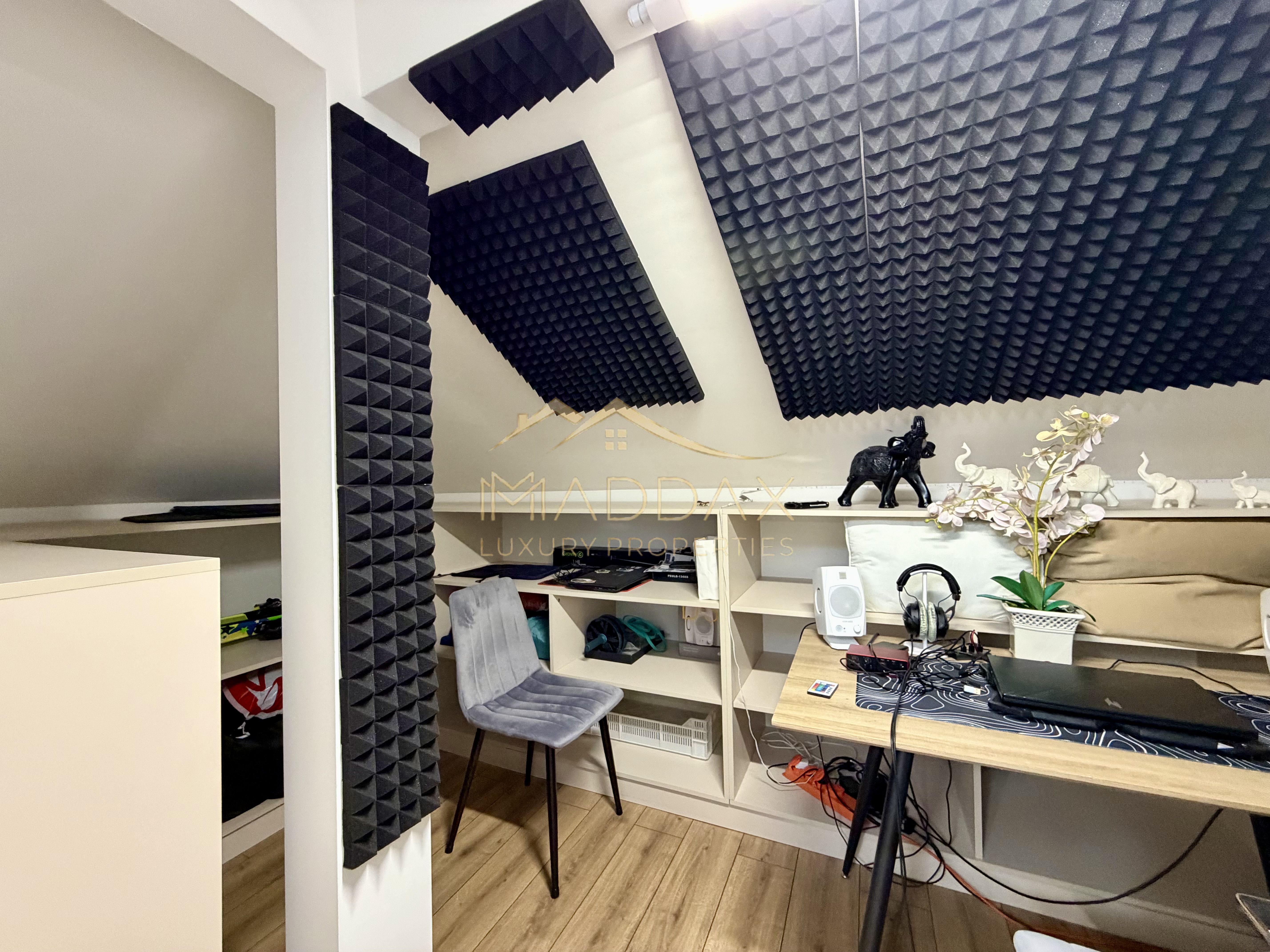 Vil de tip Duplex *P+1E+M* | 176 mp utili | mobilată complet | Chitila — fotografia 60