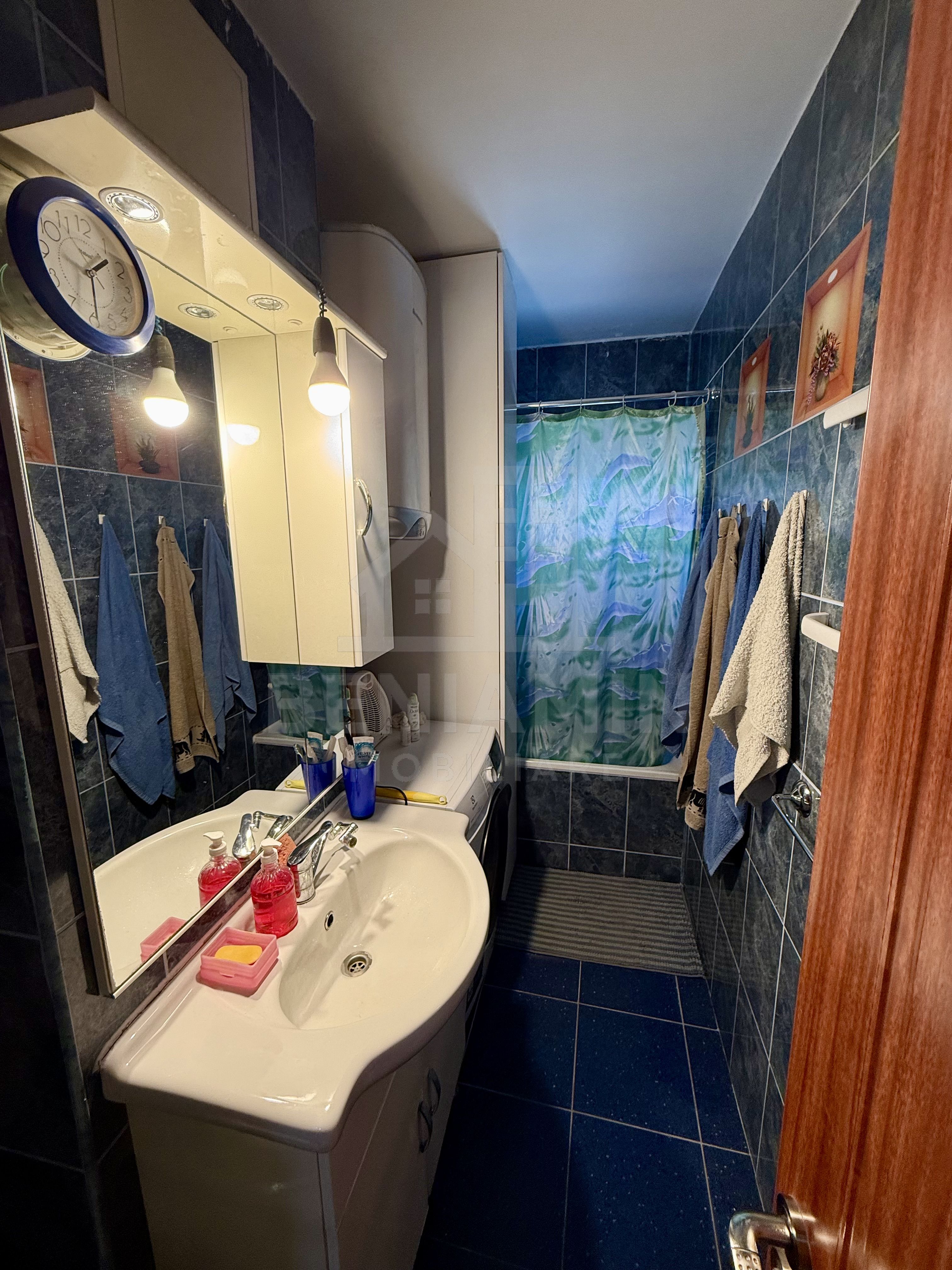 4 camere decomandat 99mp centrala mobilat Craiovita Promenada — fotografia 8