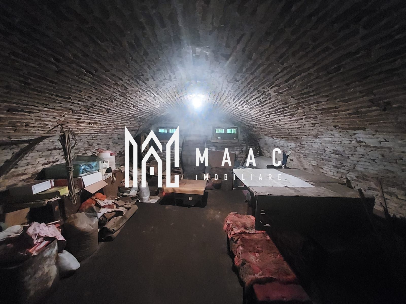 Casă de vânzare Sibiu | Ultracentral | 196 mp, 6 camere — fotografia 14