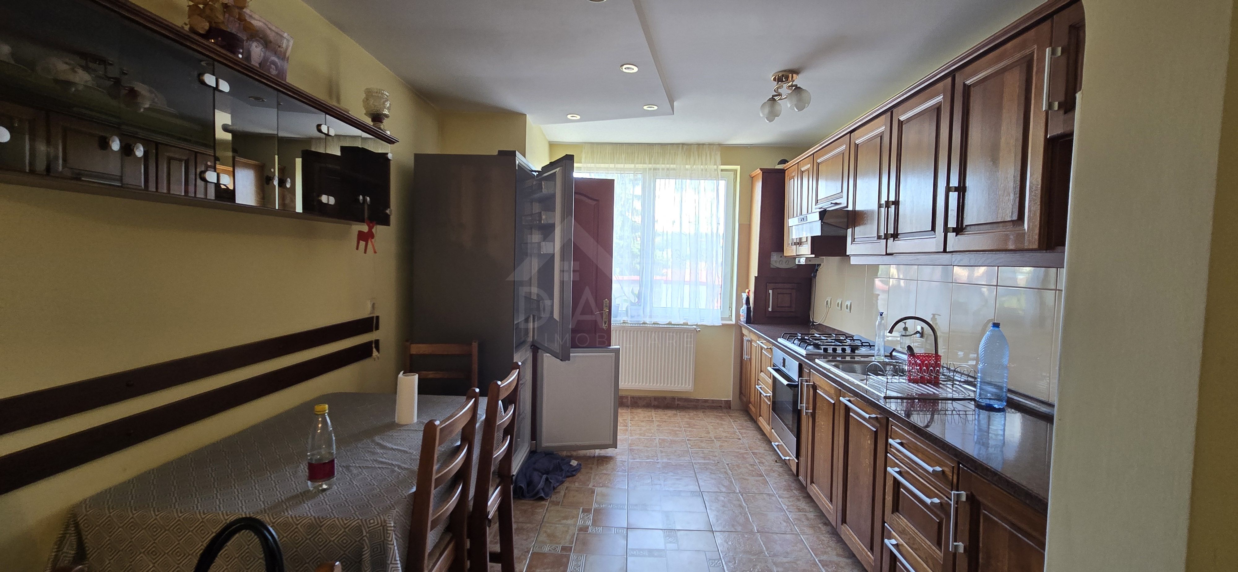 Chirie in 7 noiembrie , zona UMF, 3 camere decomandate — fotografia 9