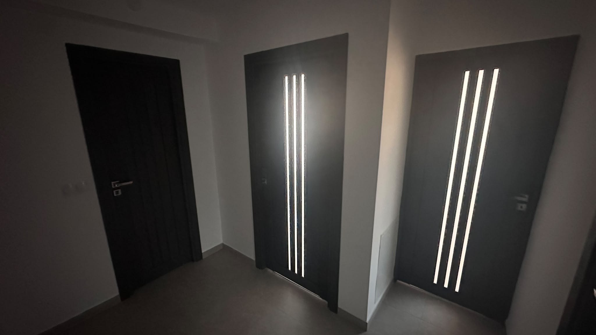 Apartament 3 camere, decomandat, complet renovat – gata de mutare! — fotografia 4