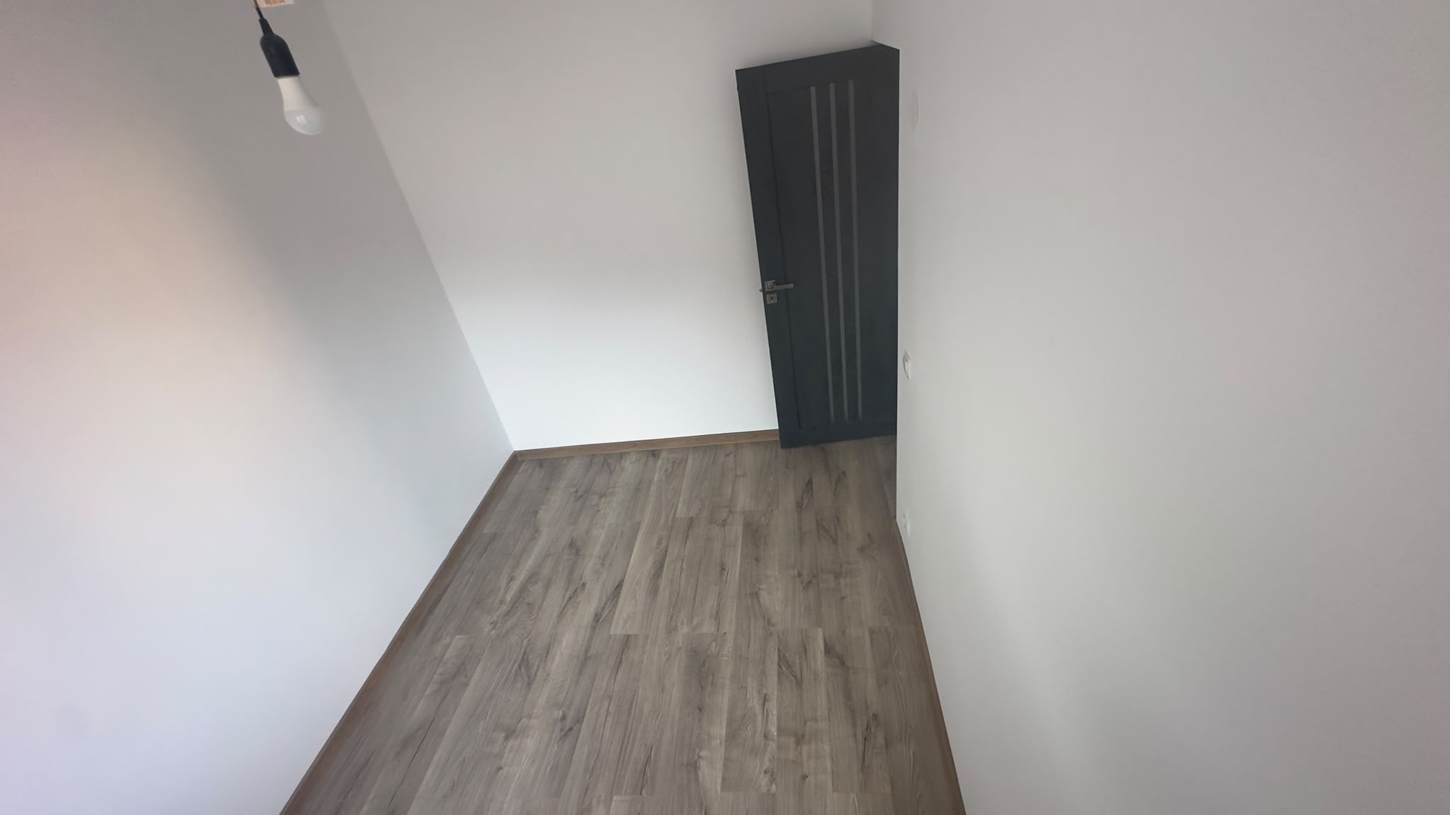 Apartament 3 camere, decomandat, complet renovat – gata de mutare! — fotografia 6