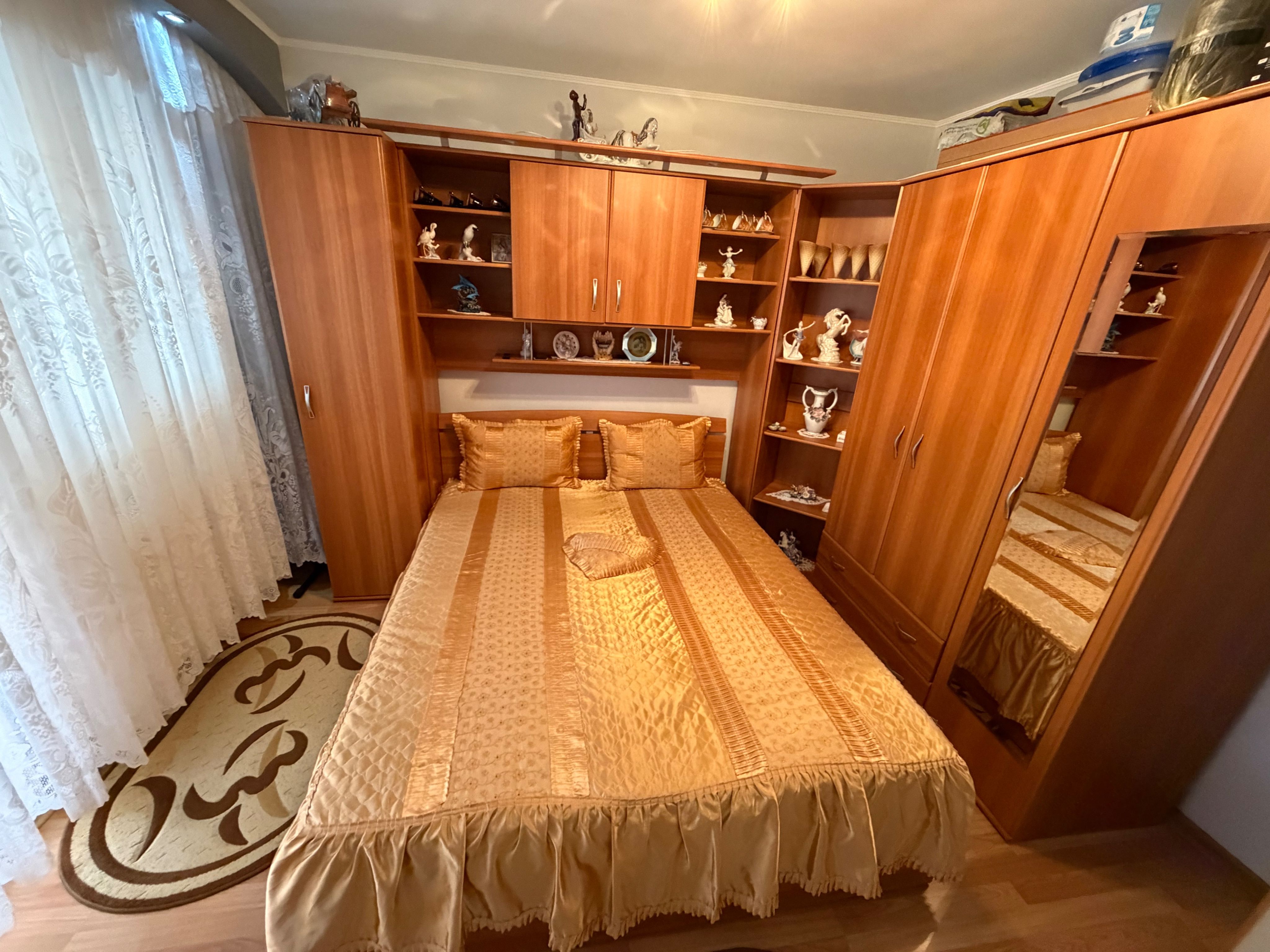 Apartament 2 camere, decomandat  - Cugir — fotografia 6