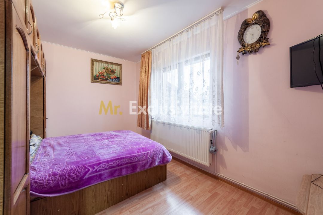Casă cu 5 camere -  Pitești - Comision 0 — fotografia 3