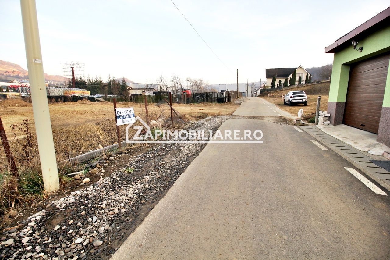 Teren pentru casă cu uilităti si asfalt 830 mp.deschidere 17 — fotografia 4