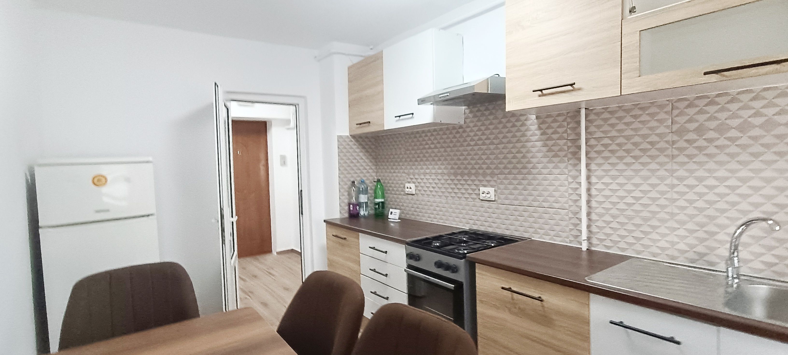 Apartament cu 2 camere, mobilat in blocul Onix-Grivitei