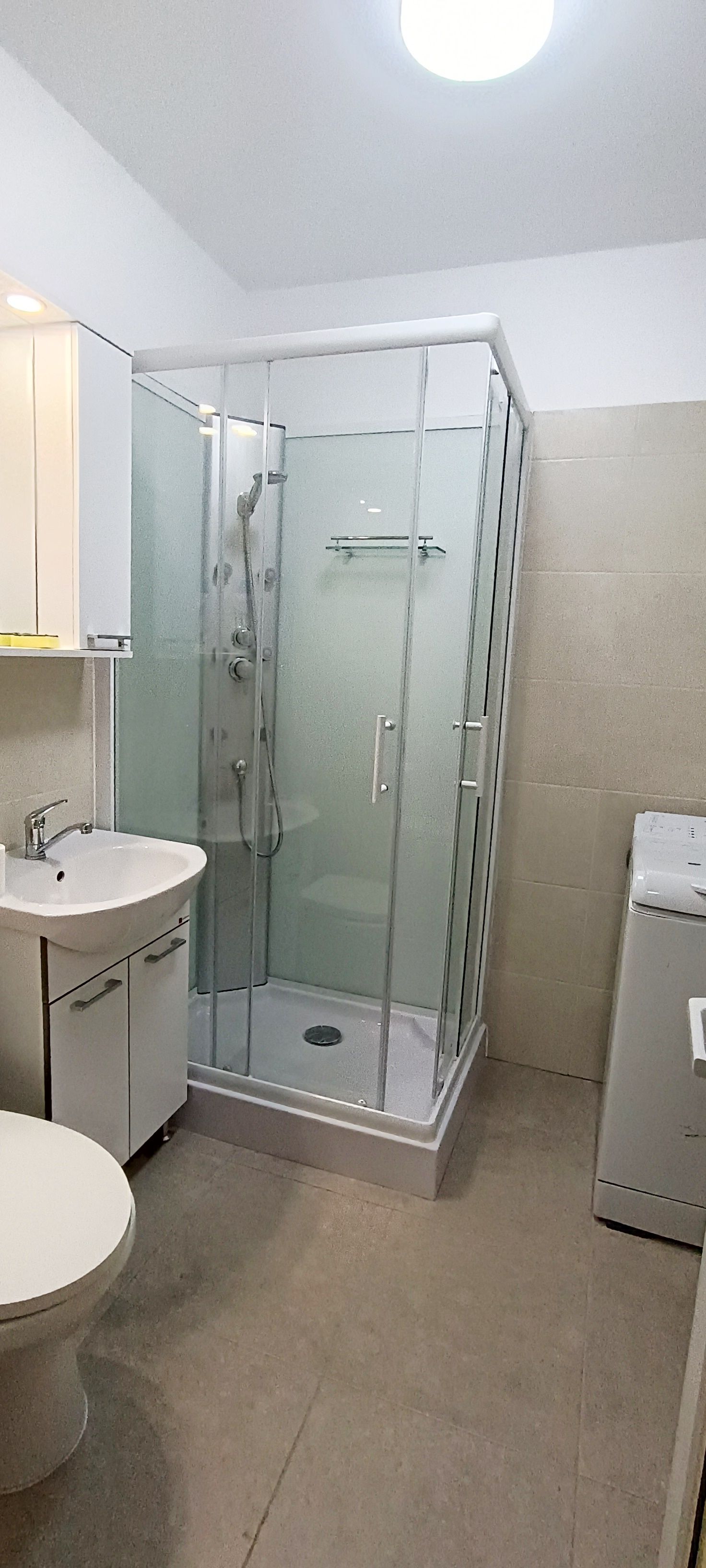 Apartament cu 2 camere, mobilat in blocul Onix-Grivitei — fotografia 10
