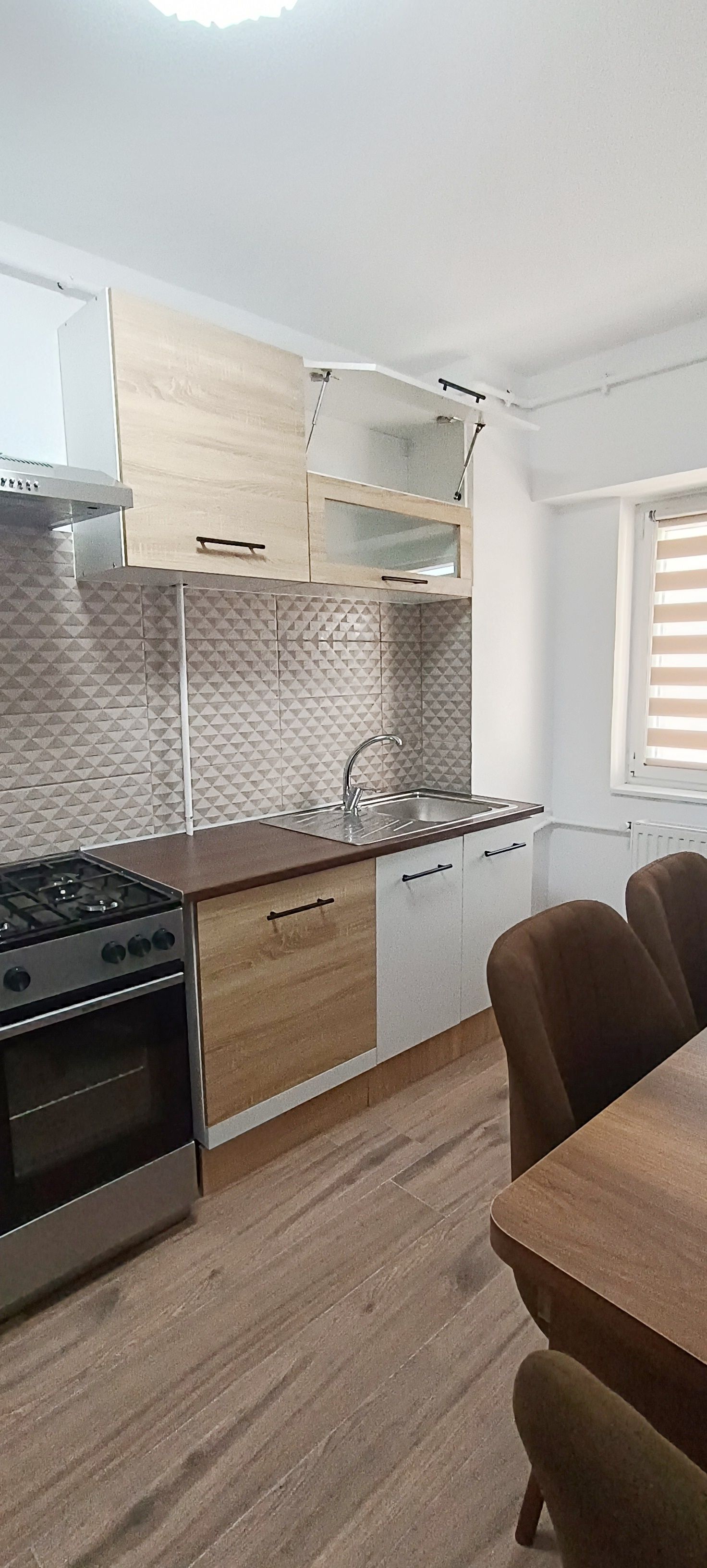 Apartament cu 2 camere, mobilat in blocul Onix-Grivitei — fotografia 6