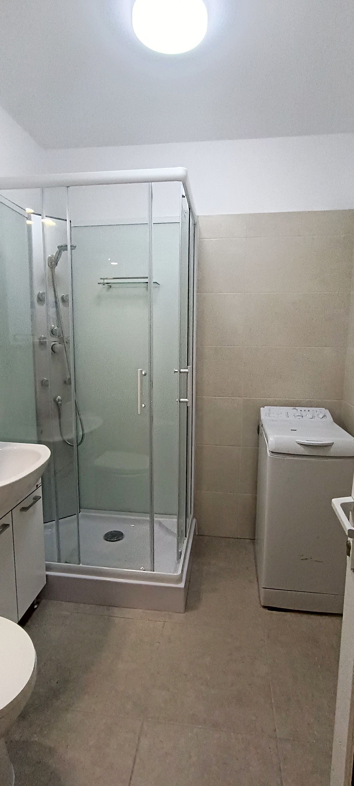 Apartament cu 2 camere, mobilat in blocul Onix-Grivitei — fotografia 9