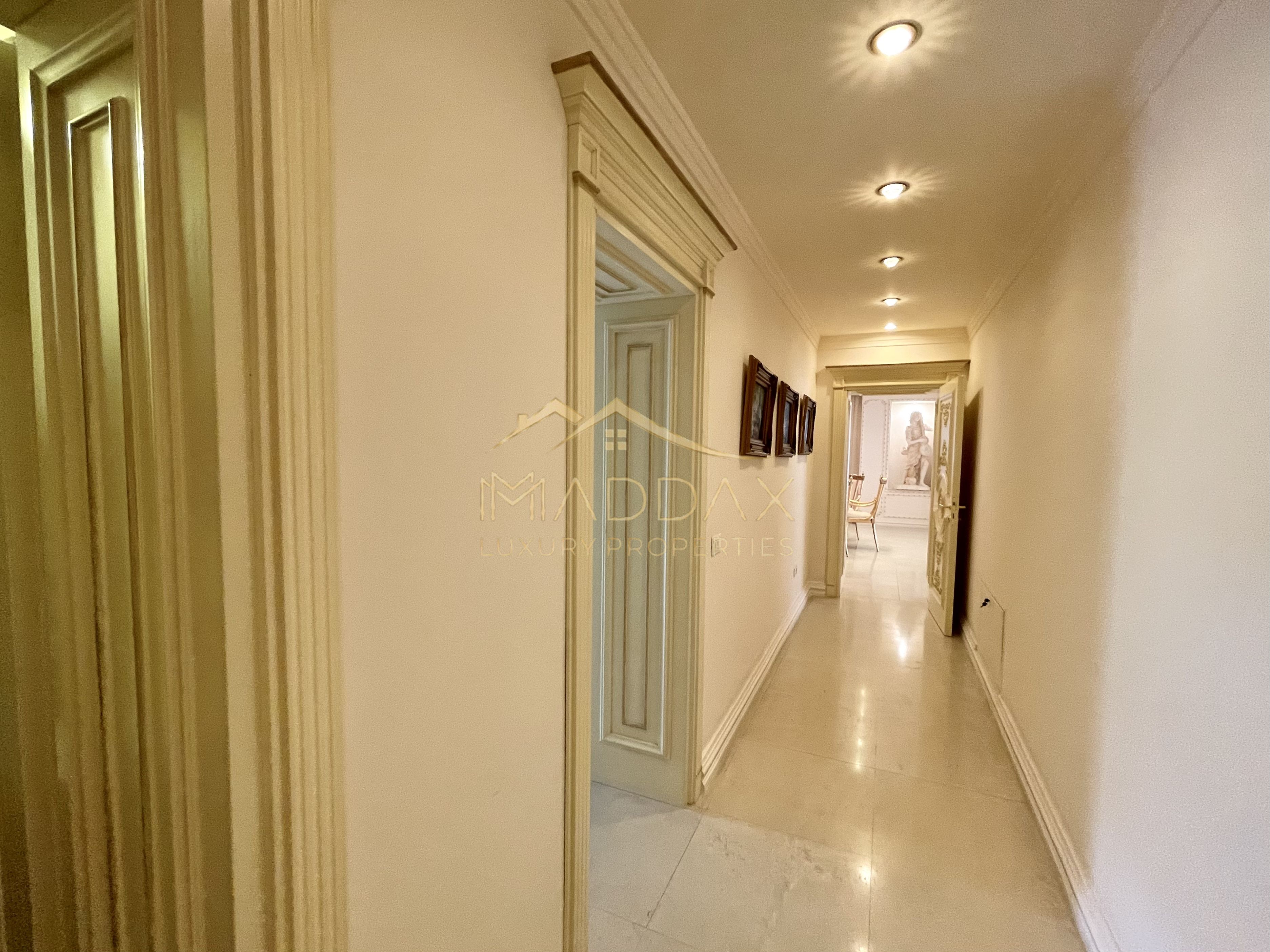 Impressive Villa *1500 SQM usable* 2613 SQM land / Open to the lake — fotografia 42