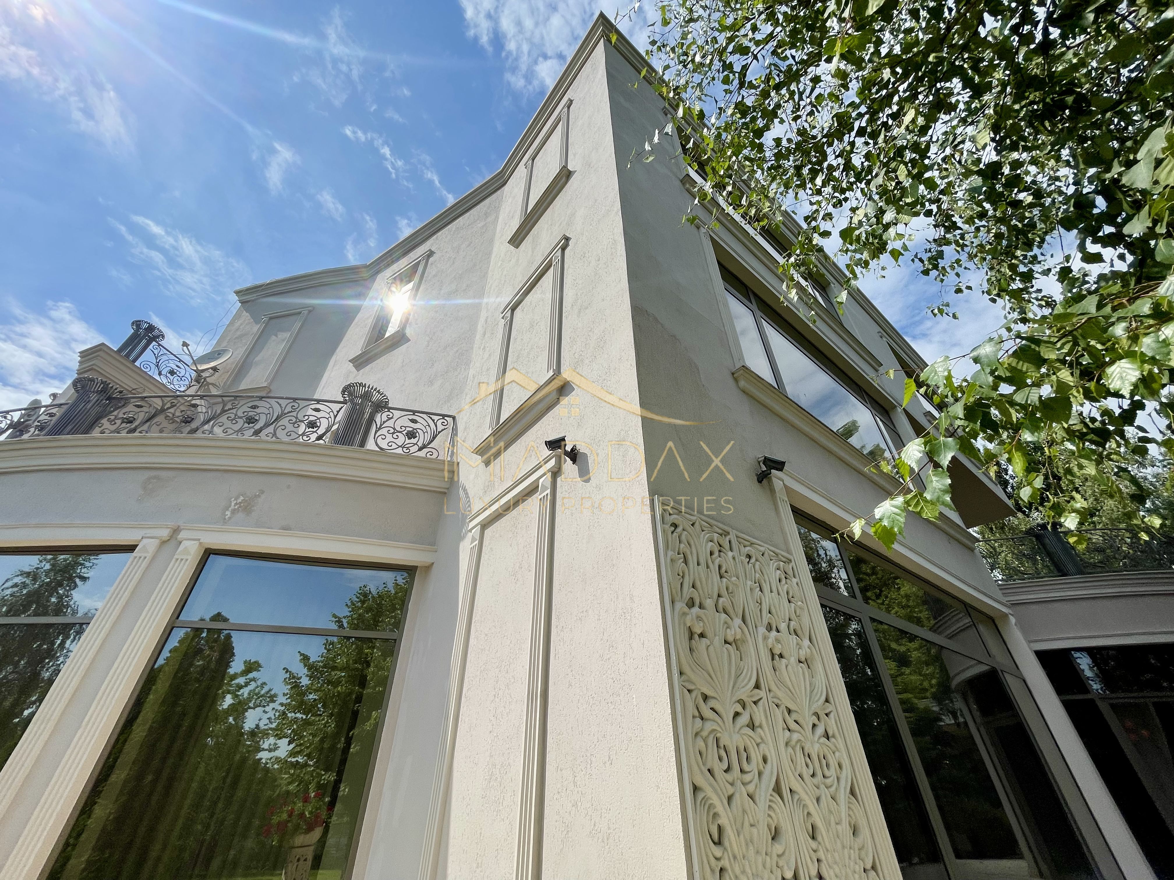 Impressive Villa *1500 SQM usable* 2613 SQM land / Open to the lake — fotografia 6
