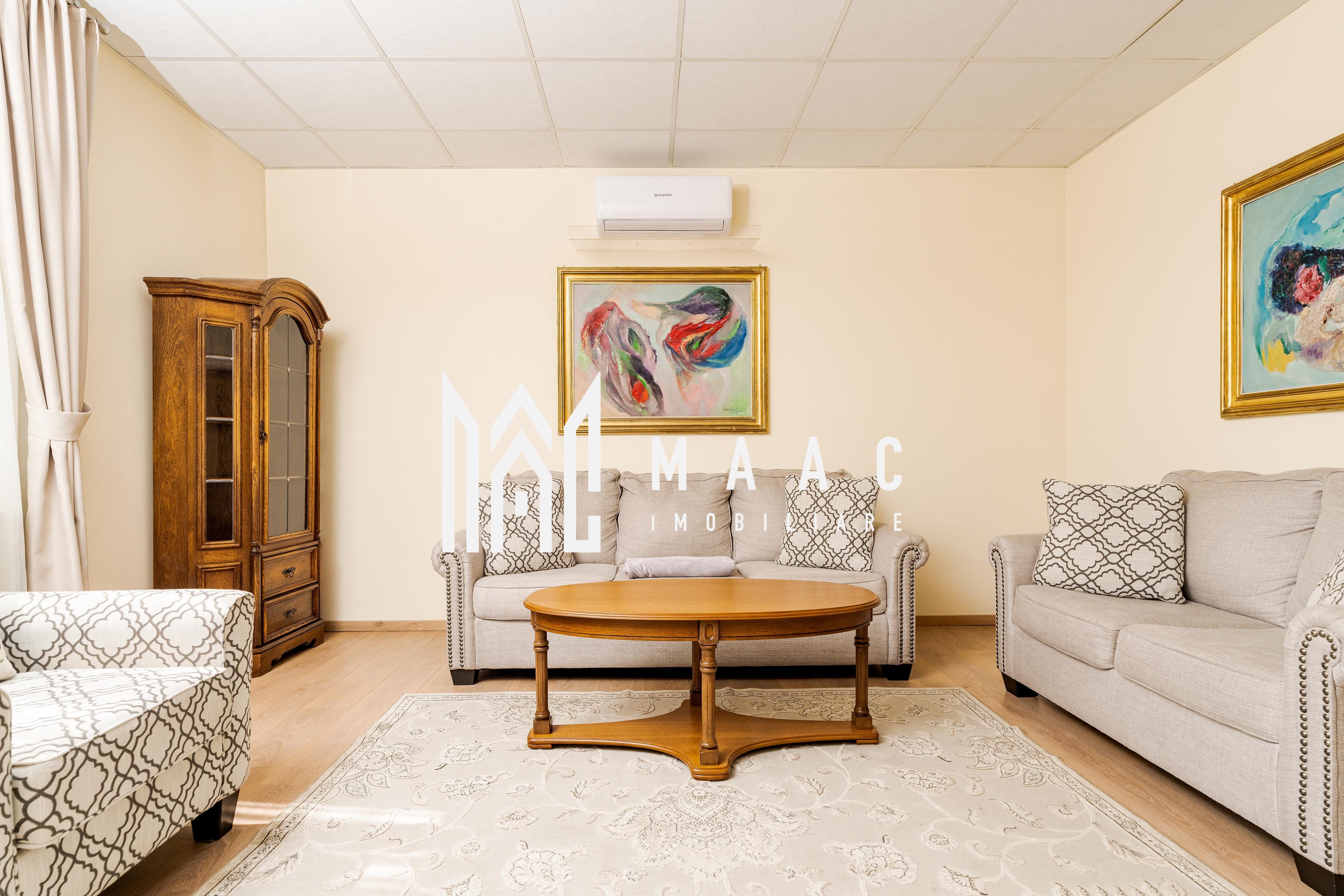 Casă 5 camere | Bul.Vasile Milea , Sibiu | 200 mp, curte