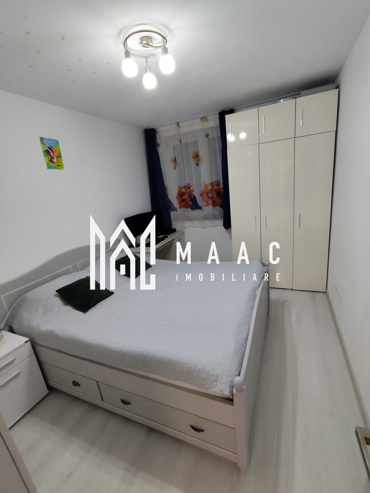 Apartament 3 camere | Etaj 2 | 2 Balcoane | Calea Surii Mici — fotografia 3