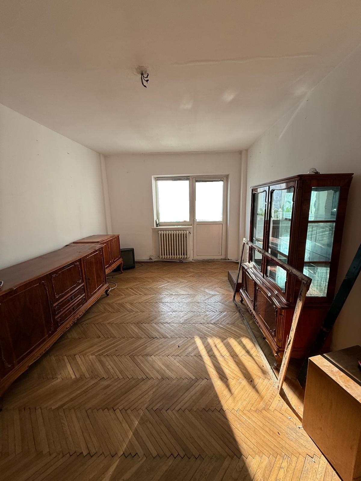 Apartament 4 camere, Zona Centru