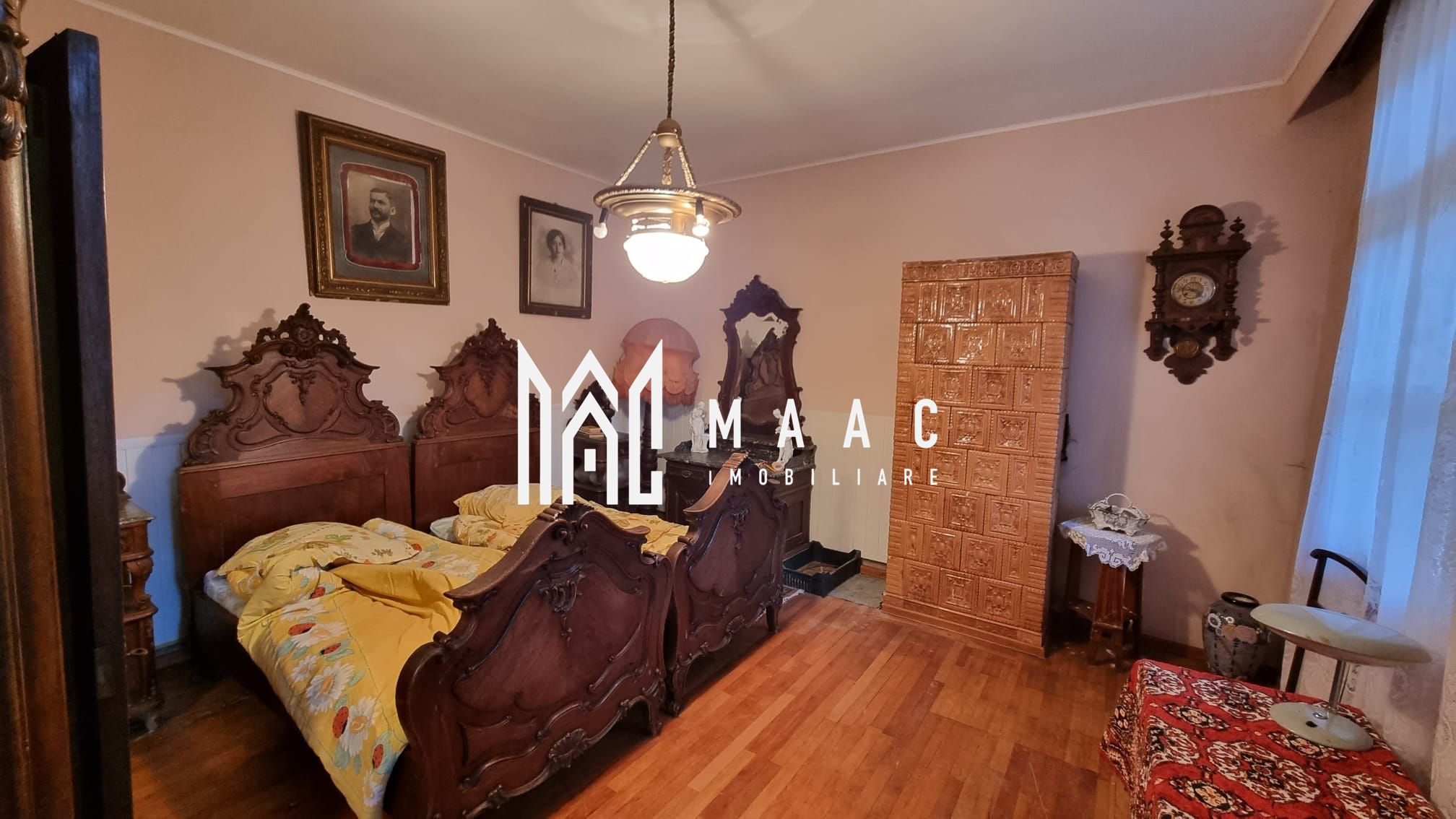 Casă 12 camere de vânzare | Râmnicu Vâlcea, Central | 570 mp — fotografia 4