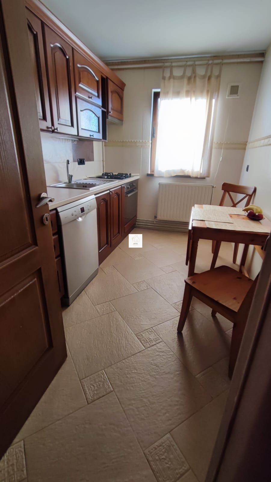 Apartament 2 camere Lidl Buftea acces rapid scoli si gradinite — fotografia 4