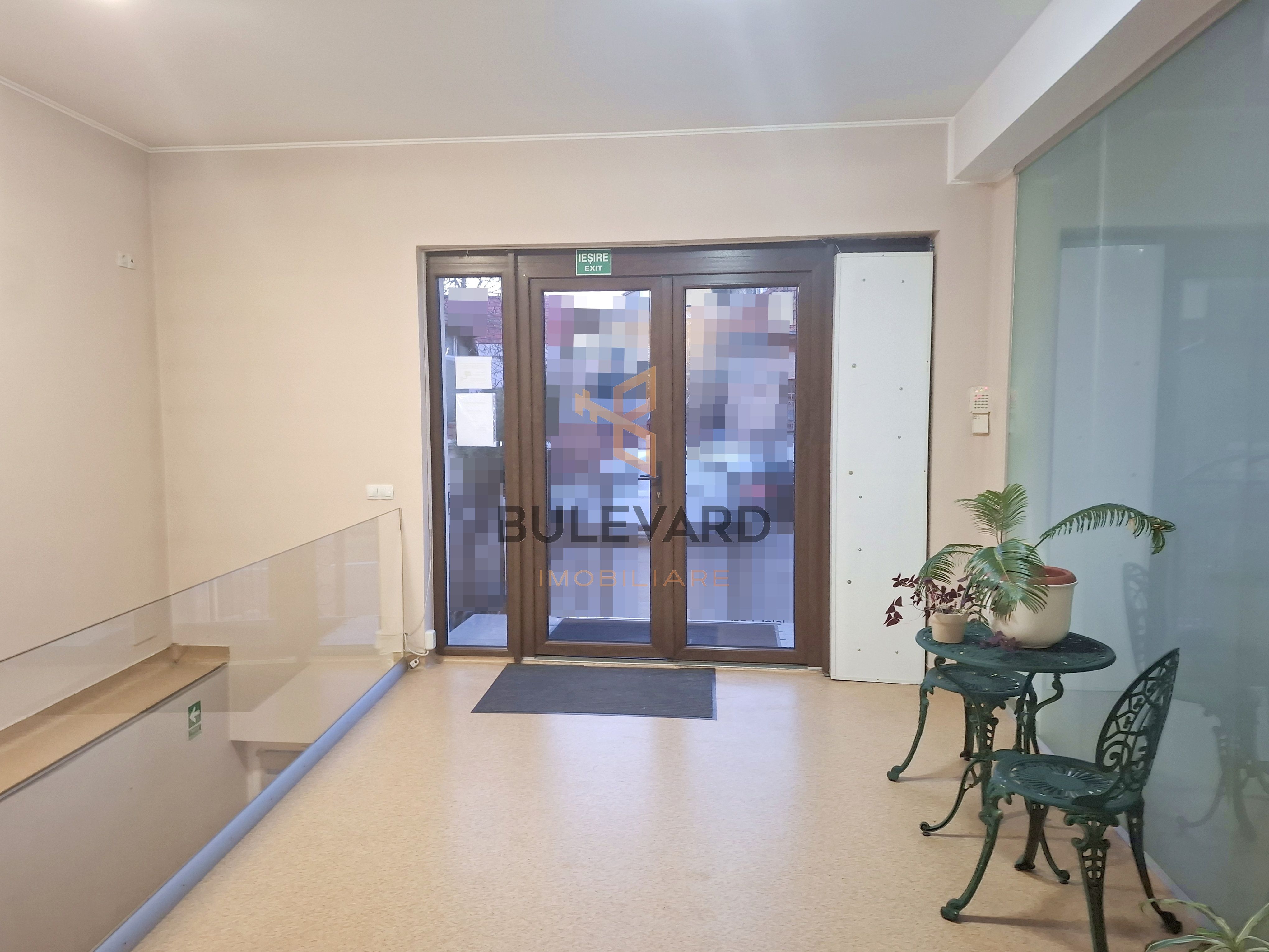 Spatiu comercial pretabil pentru activitati medicale, clinica! — fotografia 11