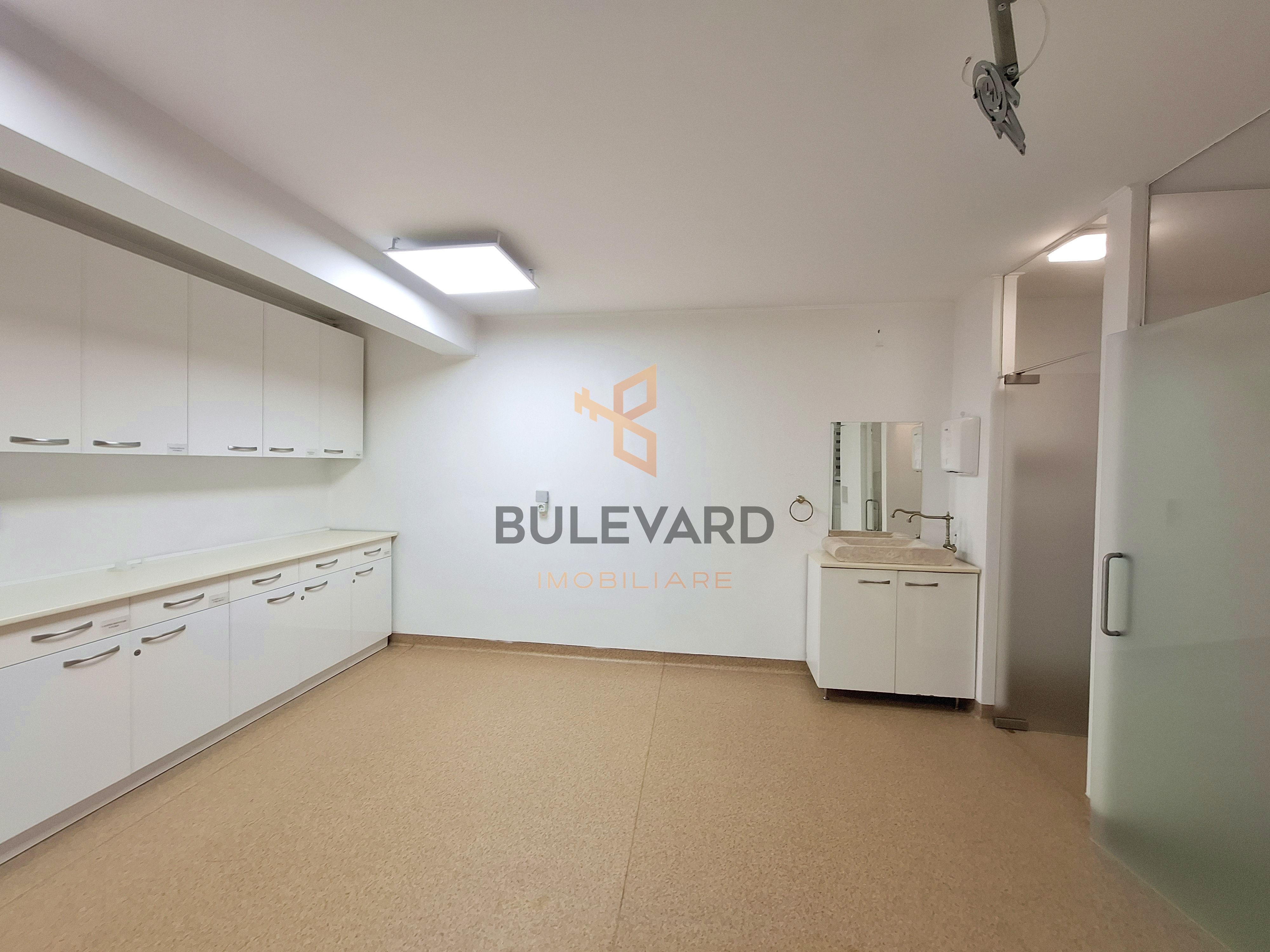 Spatiu comercial pretabil pentru activitati medicale, clinica! — fotografia 9