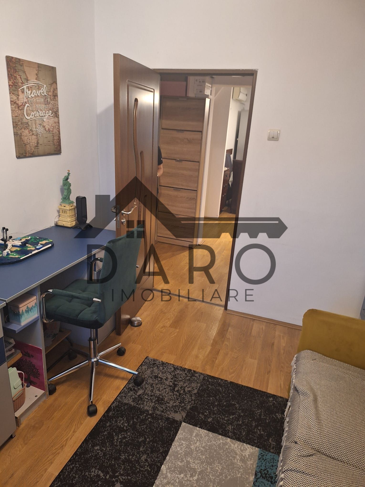 De vânzare apartament cu 3 camere-- 119. 500 EUR — fotografia 3