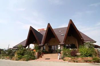Hotel in Huedin S+P+2E+M Reconvertit în Centru rezidențial pentru vârstnici — fotografia 3