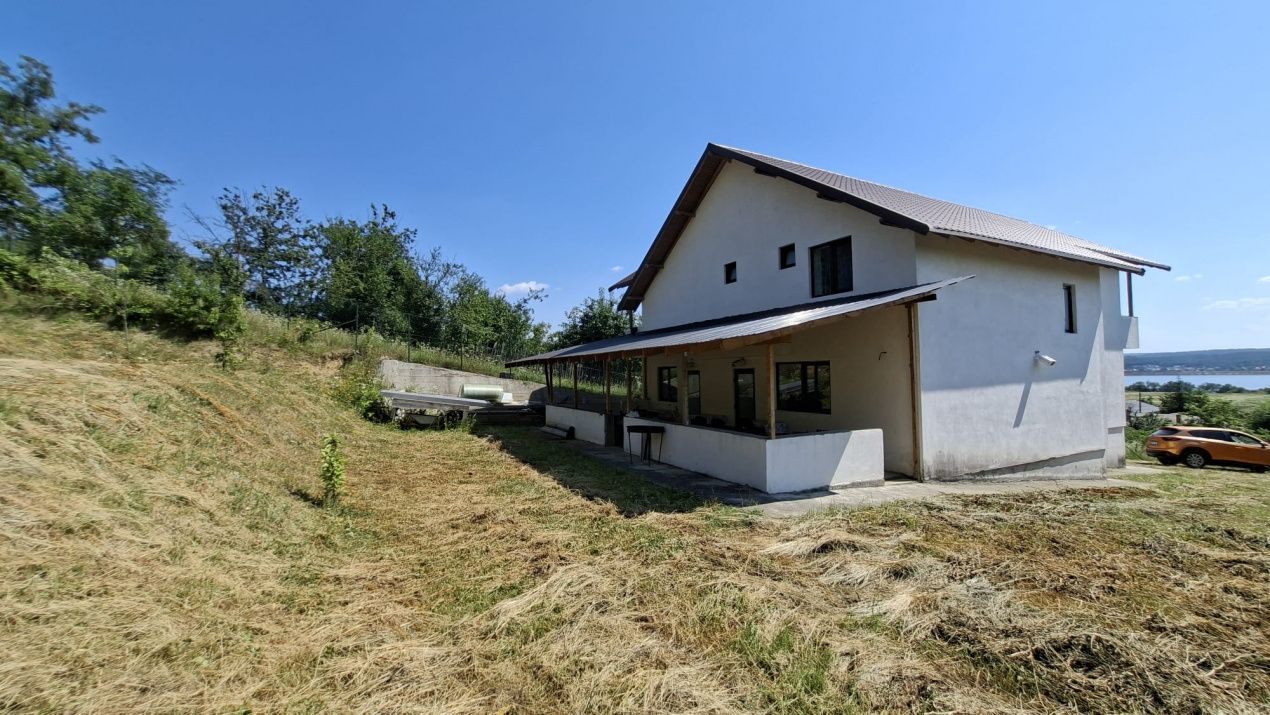 Casă-Pensiune Agroturistica spatioasa P+M Budeasa cu vedere la lac — fotografia 12