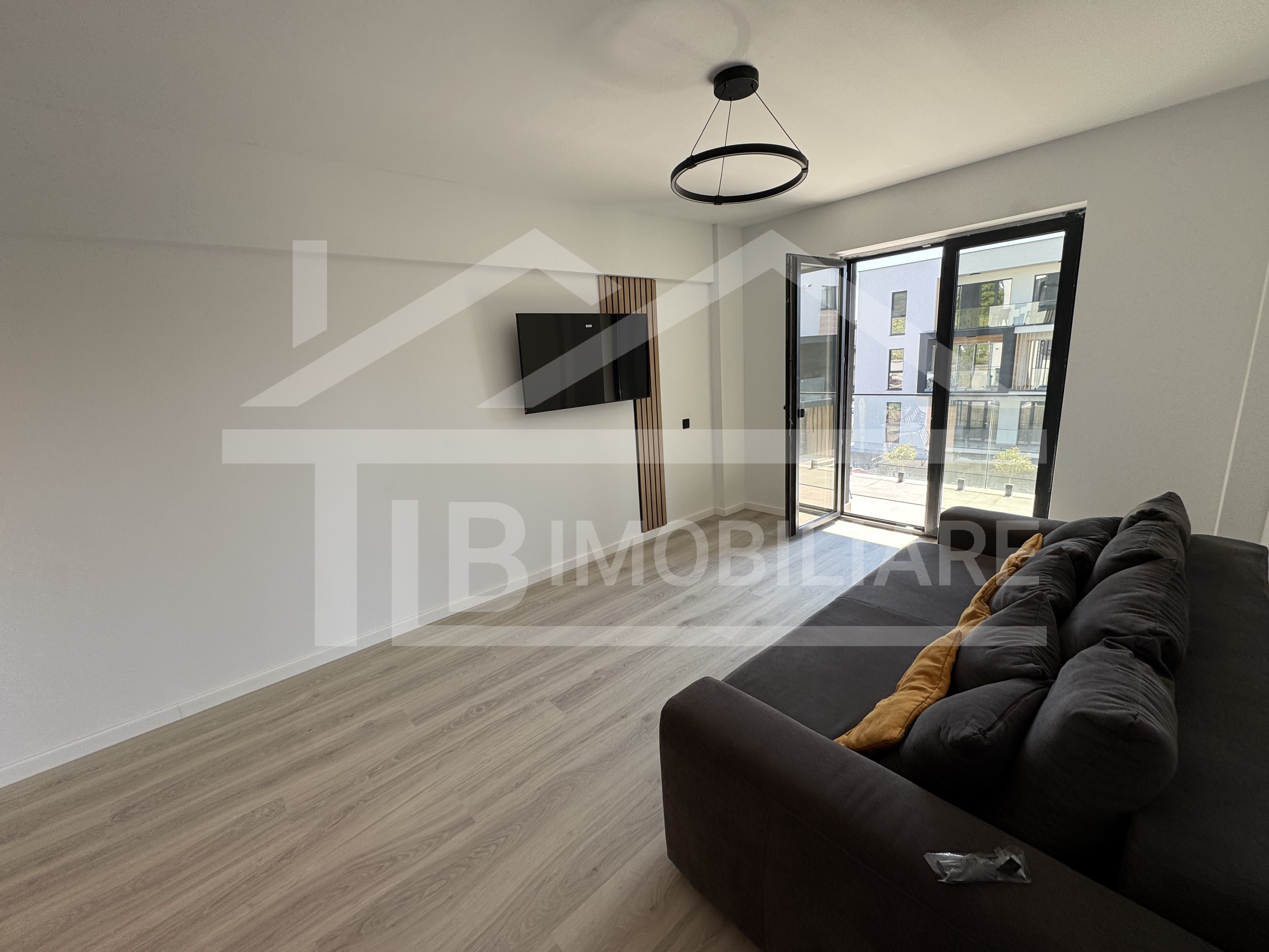 Apartament cu 2 camere, 52mp, parcare, Zona Unirii