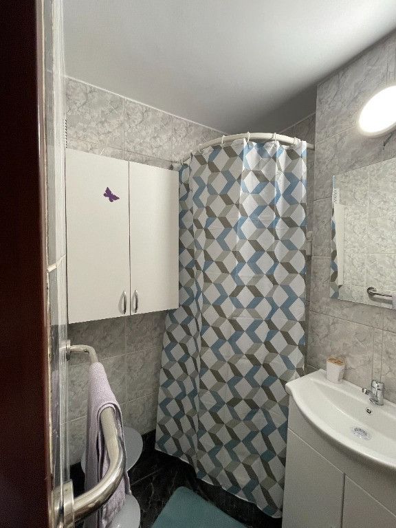 Apartament cu 2 camere de închiriat în zona Titan, Sector 3 — fotografia 3