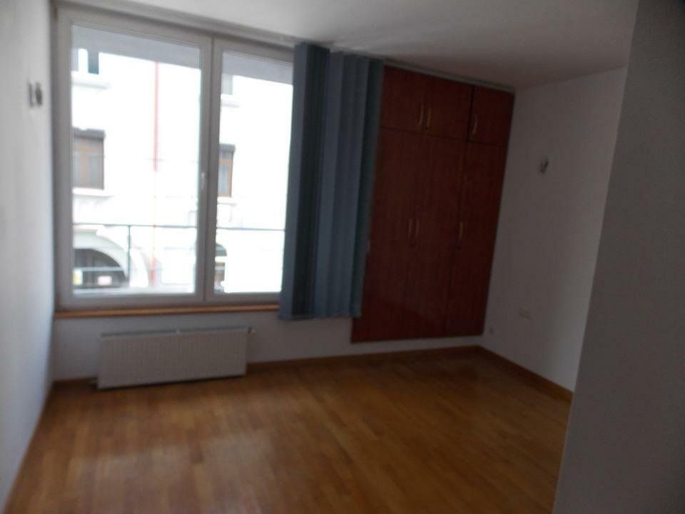 Inchiriez apartament — fotografia 3
