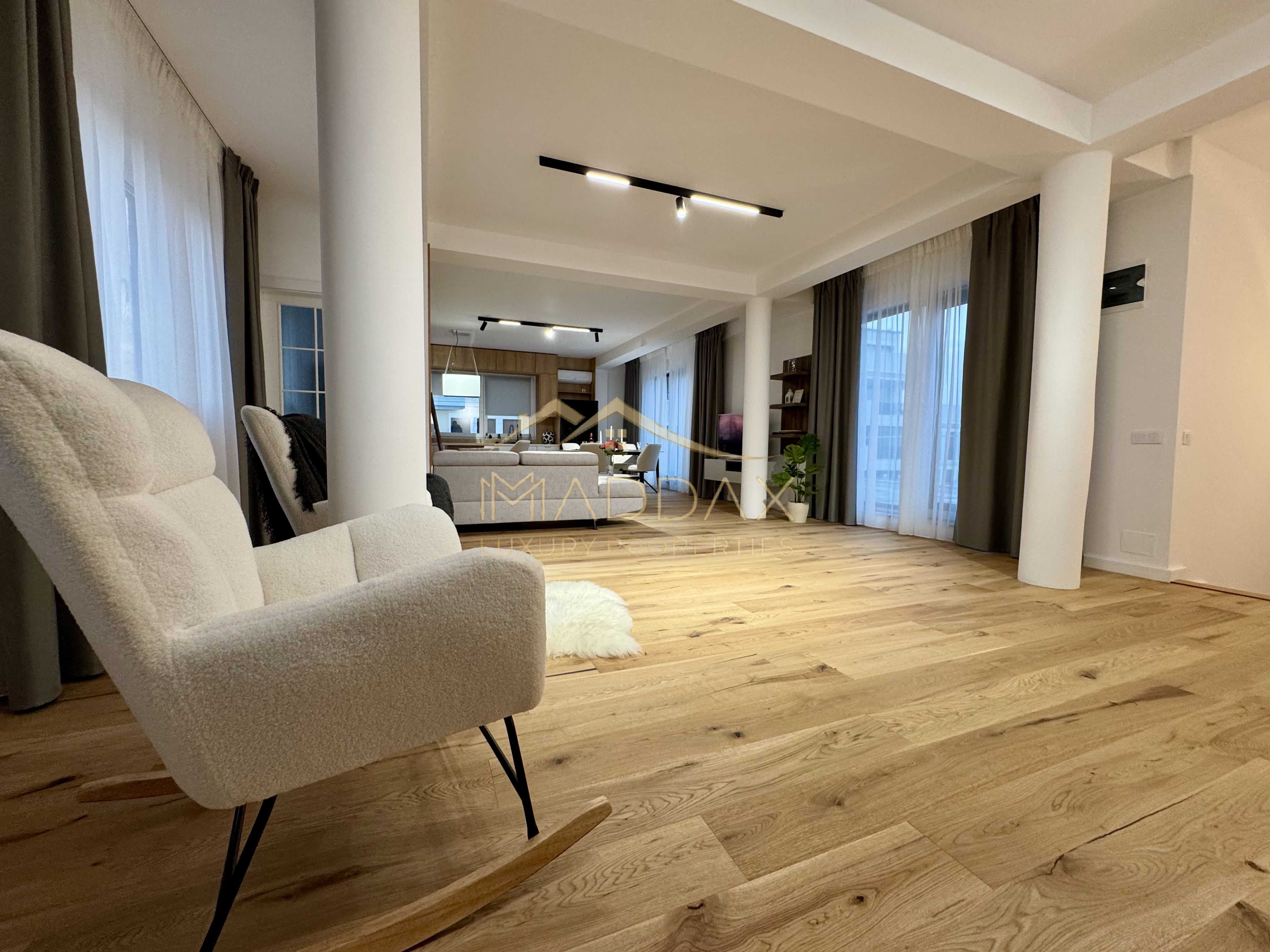 Duplex cu 4 Camere *211mp* / 2 parking / Erou Iancu Nicolae — fotografia 5