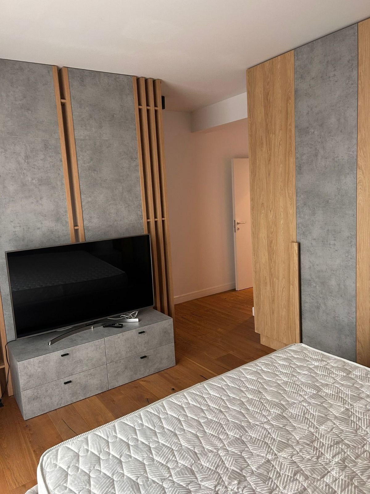 Renting Bucharest | 3 room penthouse | New Point-Pipera | 2 parking spaces — fotografia 6