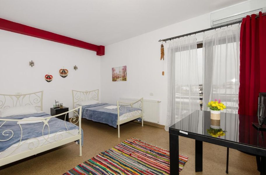Hotel - restaurant cu peste 40 locuri cazare! Incasari din prima zi!! — fotografia 11