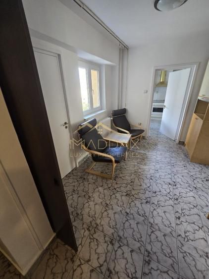 Inchiriere 2 camere Victoriei/Metrou/2 Balcoane/Recent renovat — fotografia 7