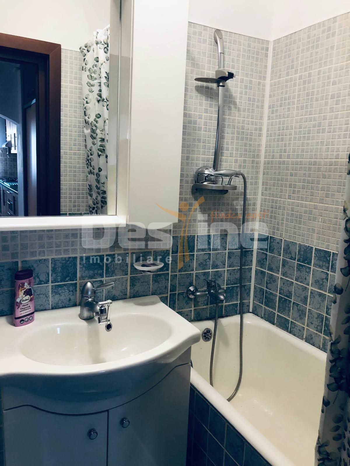Apartament 2 camere, etaj intermediar cu loc de parcare, central - Afi — fotografia 6