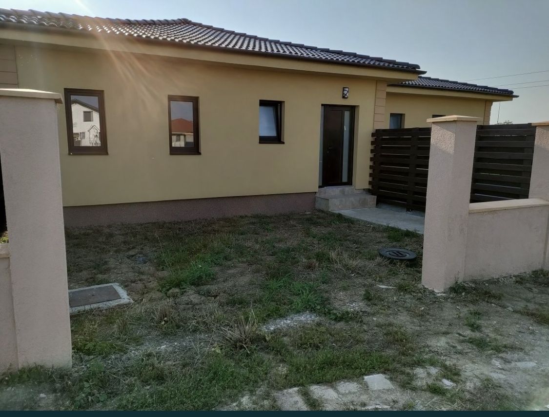 Vand sau schimb cu apartament, casa tip P in Martinesti — fotografia 6
