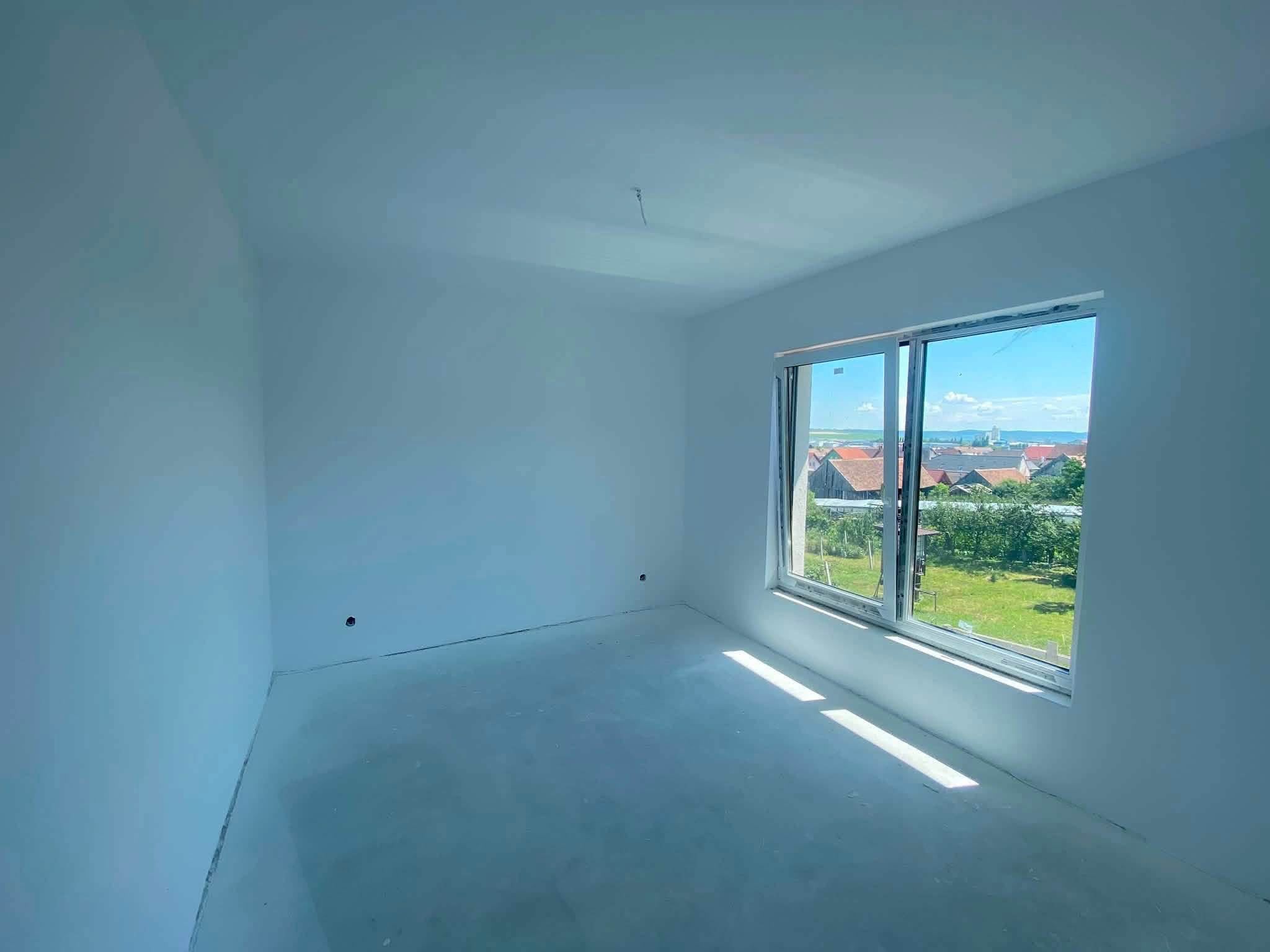 Casa 4 camere de vanzare 117 mpu teren 300mp Sibiu in Sura Mica — fotografia 5