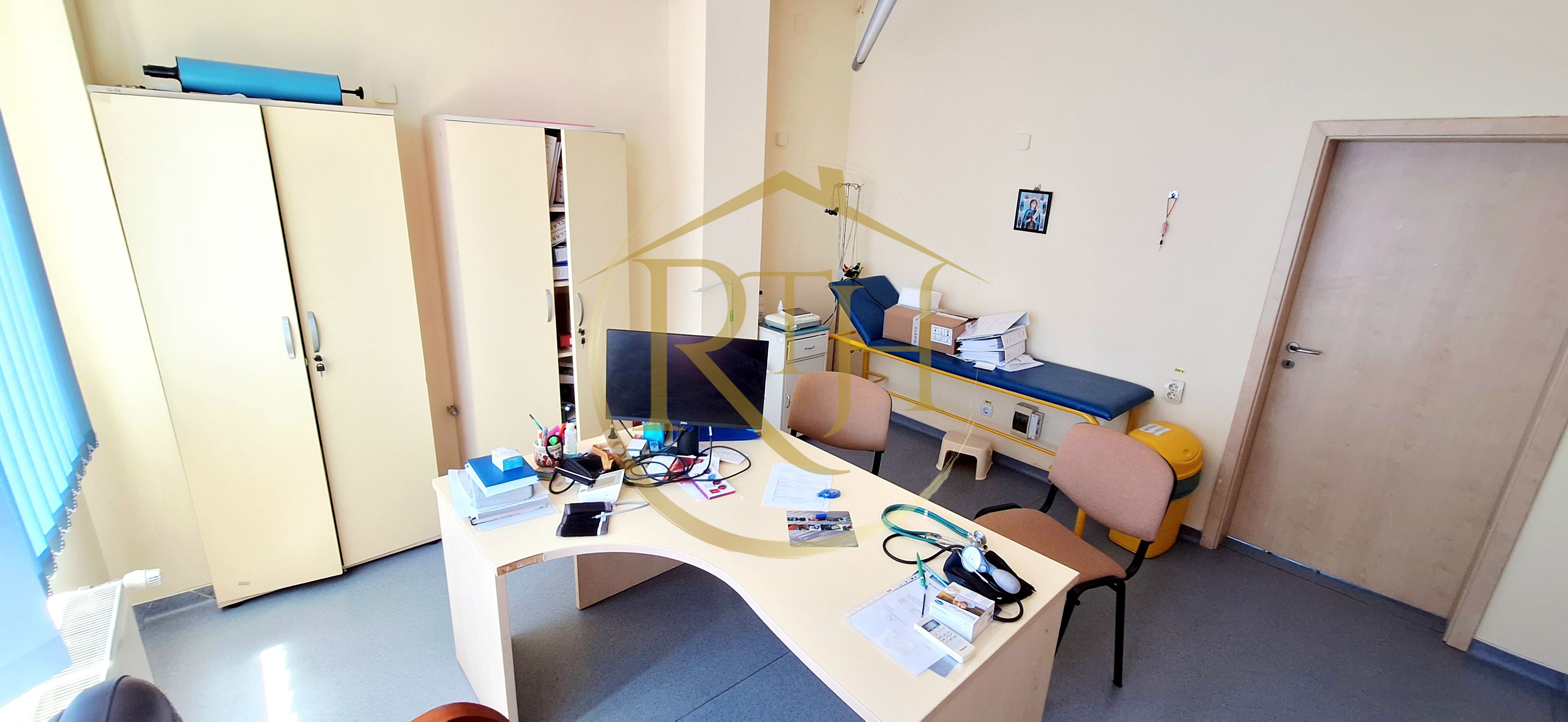 Oferim spre inchiriere, Cladire ideala pentru Clinica, Centru medical etc — fotografia 12