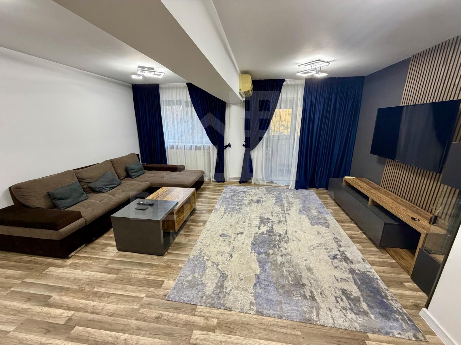 3 camere transformat in 2 - renovat 1 mai etaj 2 cu 2 bai - centrala — fotografia 3