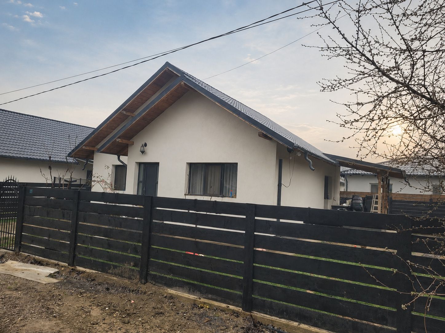 Casă LUNCA CETĂȚUII, 3 camere, decomandat, 82 mp, mansardă + parcare — fotografia 3