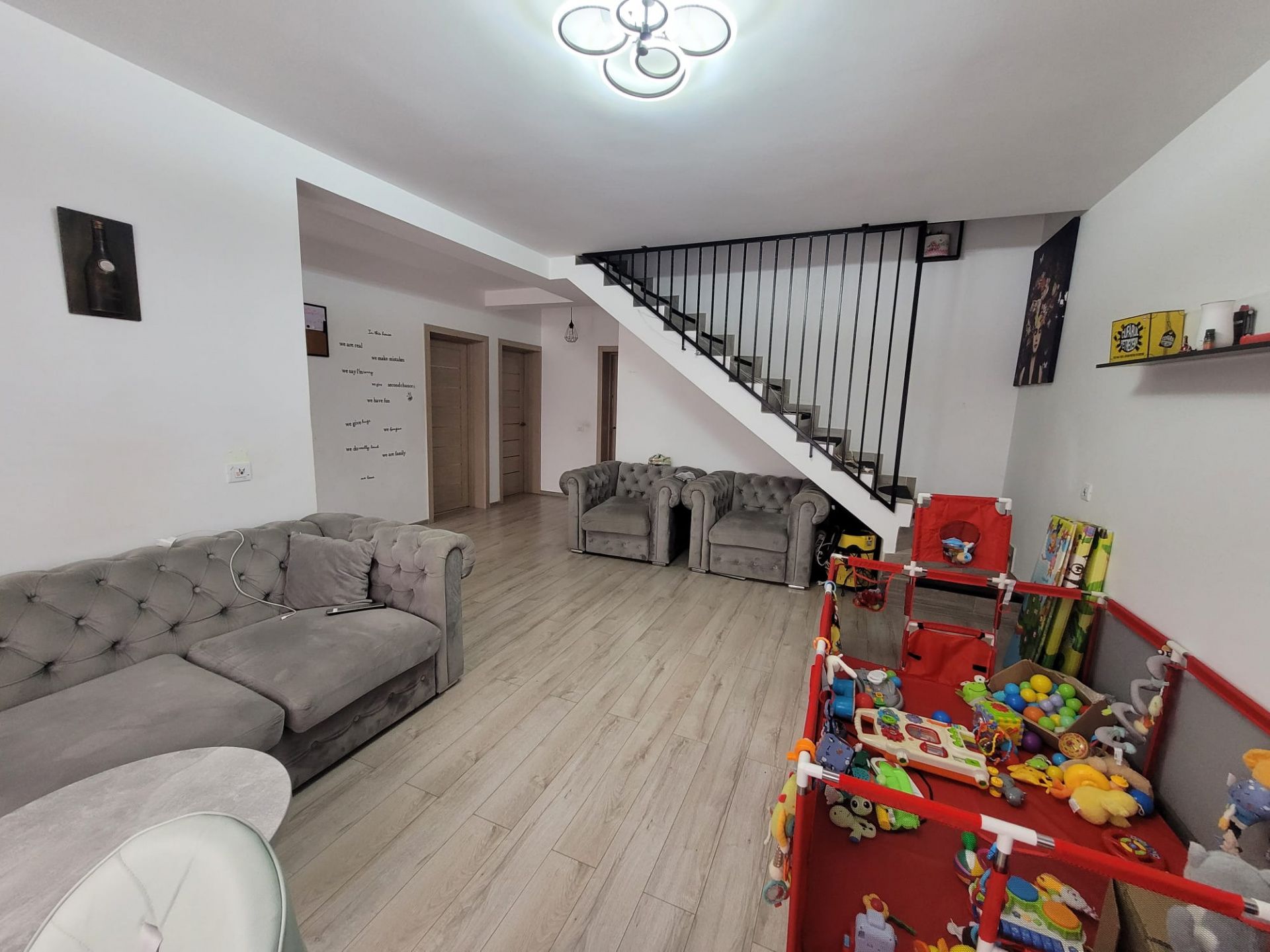Casă LUNCA CETĂȚUII, 3 camere, decomandat, 82 mp, mansardă + parcare — fotografia 6